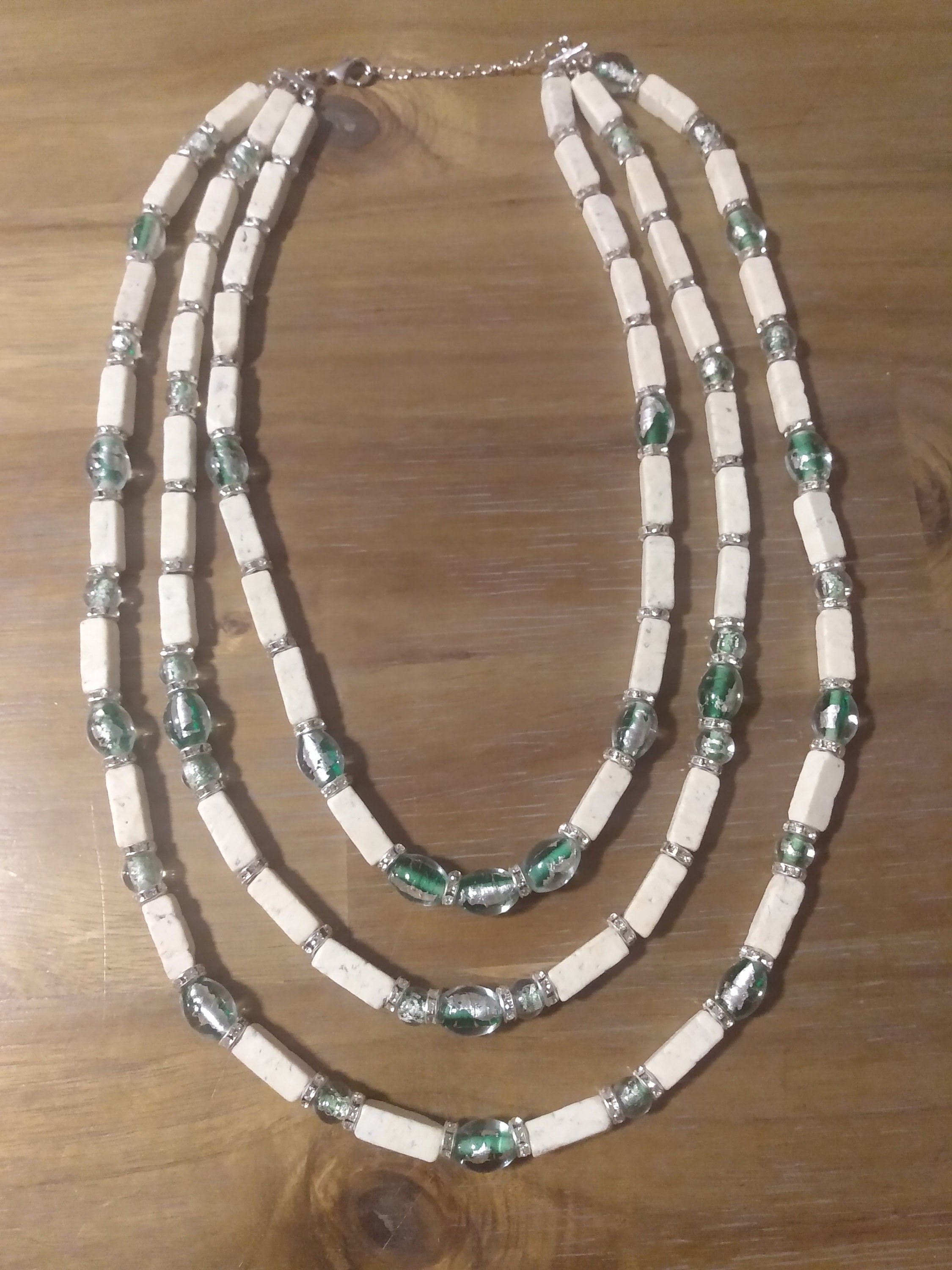 https://i.etsystatic.com/31199382/r/il/41c4f5/3490514456/il_fullxfull.3490514456_2pse.jpg