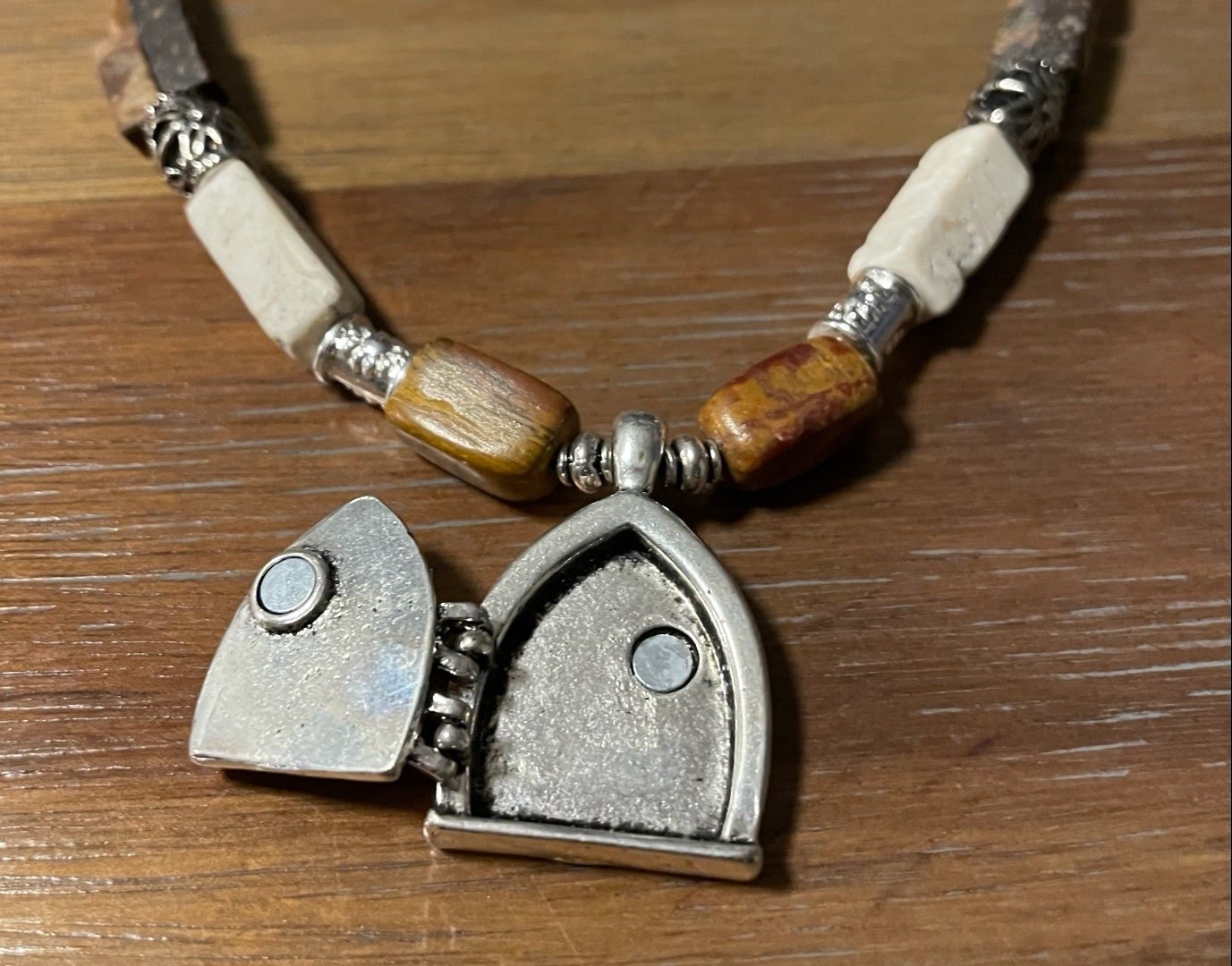 https://i.etsystatic.com/31199382/r/il/1db164/3475909158/il_fullxfull.3475909158_orge.jpg