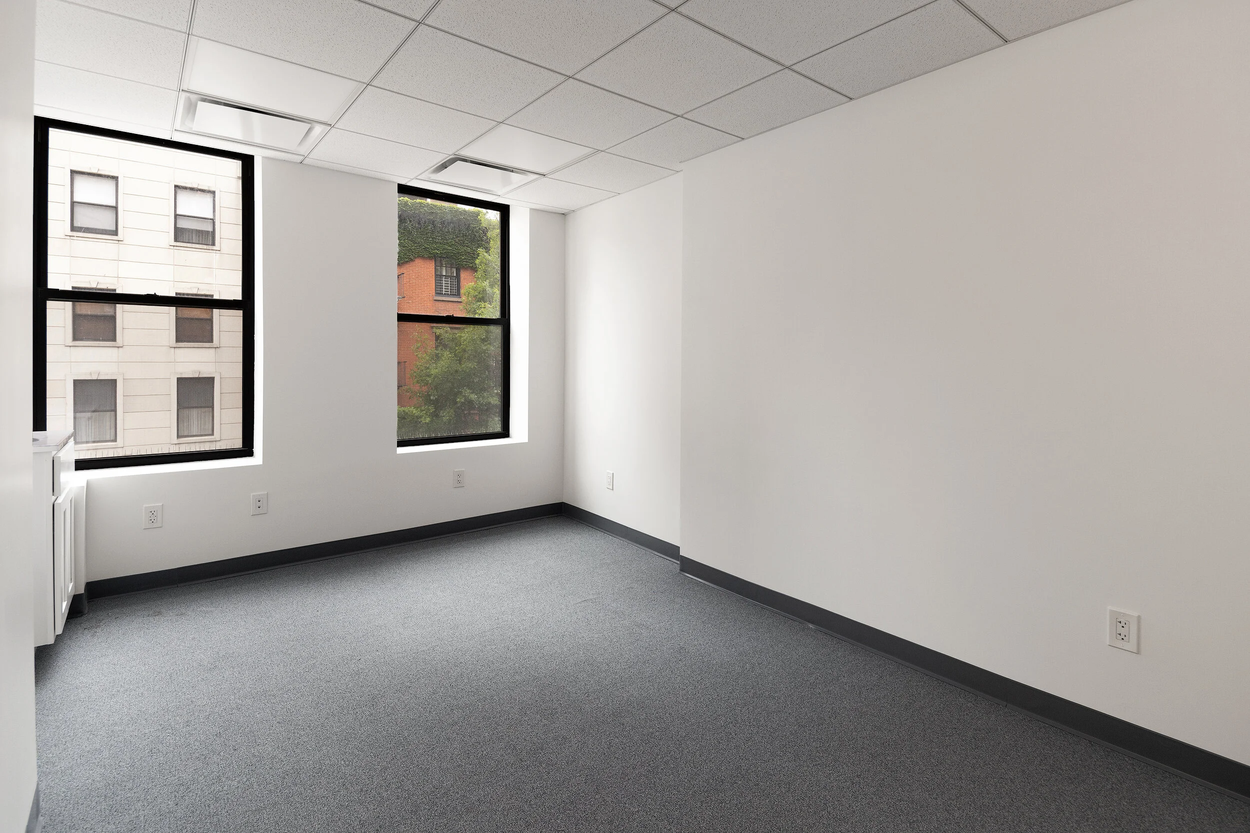 251 E 33 St Kips Bay New York 210804-RP-301-2218_24 v1 cesc.fabregas.12 0805 [2500x1667].jpg