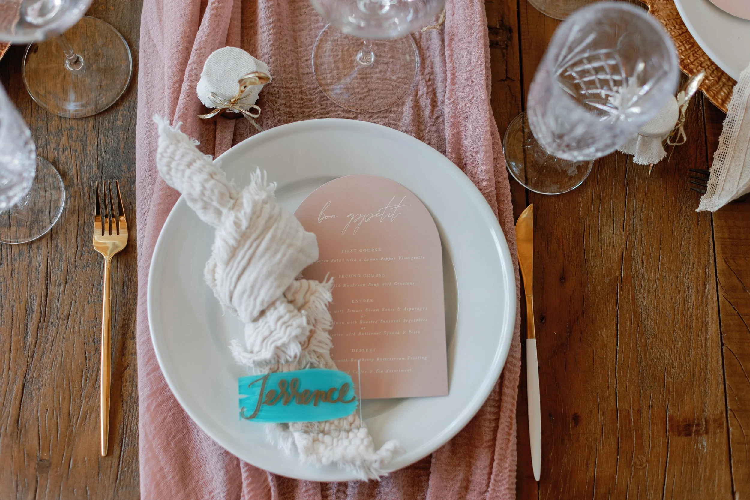 An eclectic Los Angeles boho industrial wedding in a furniture store 