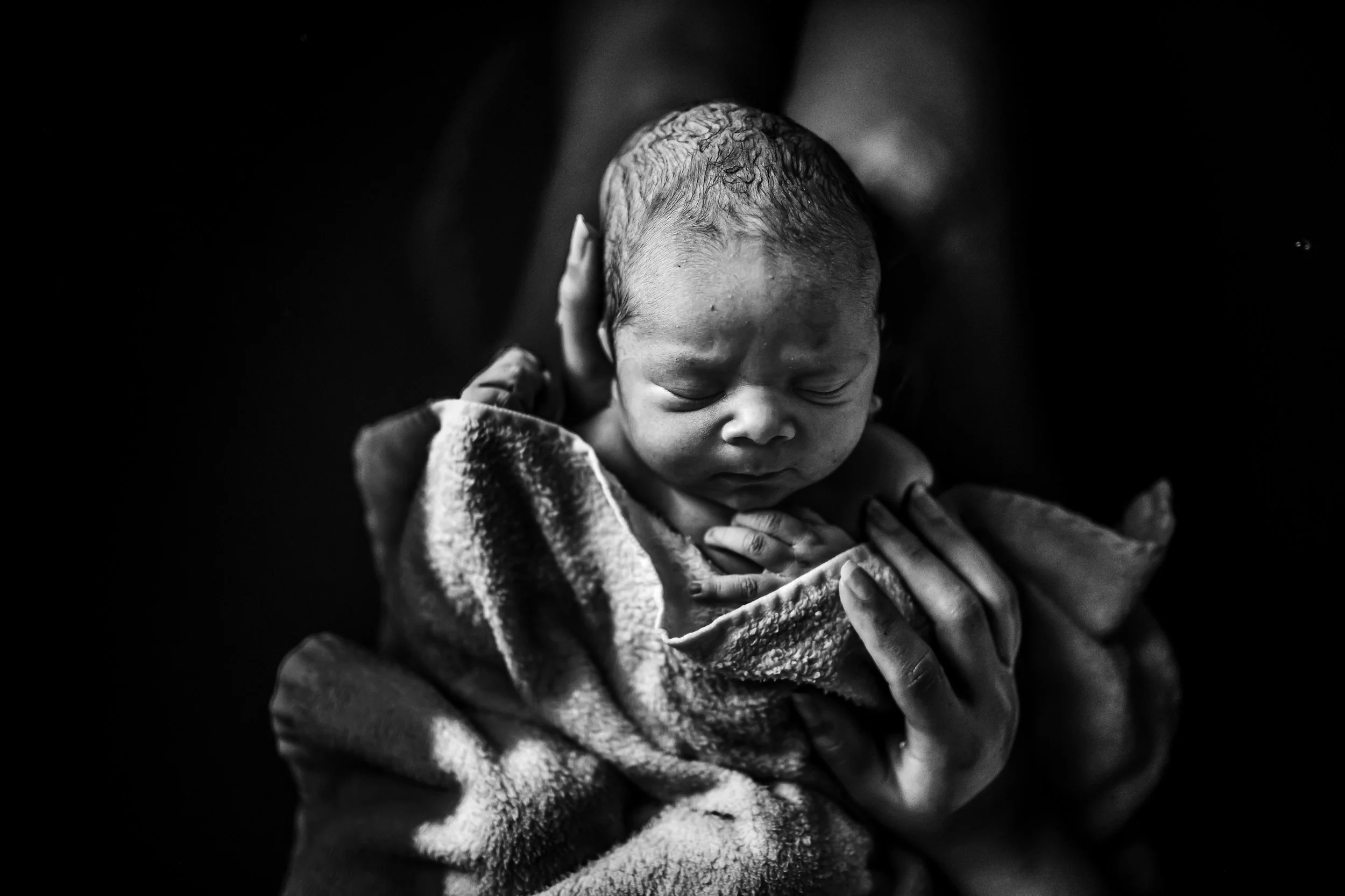 Water Birth | Birth Photorapher | Dallas Birth Photographer | LC Birth Stories.jpg