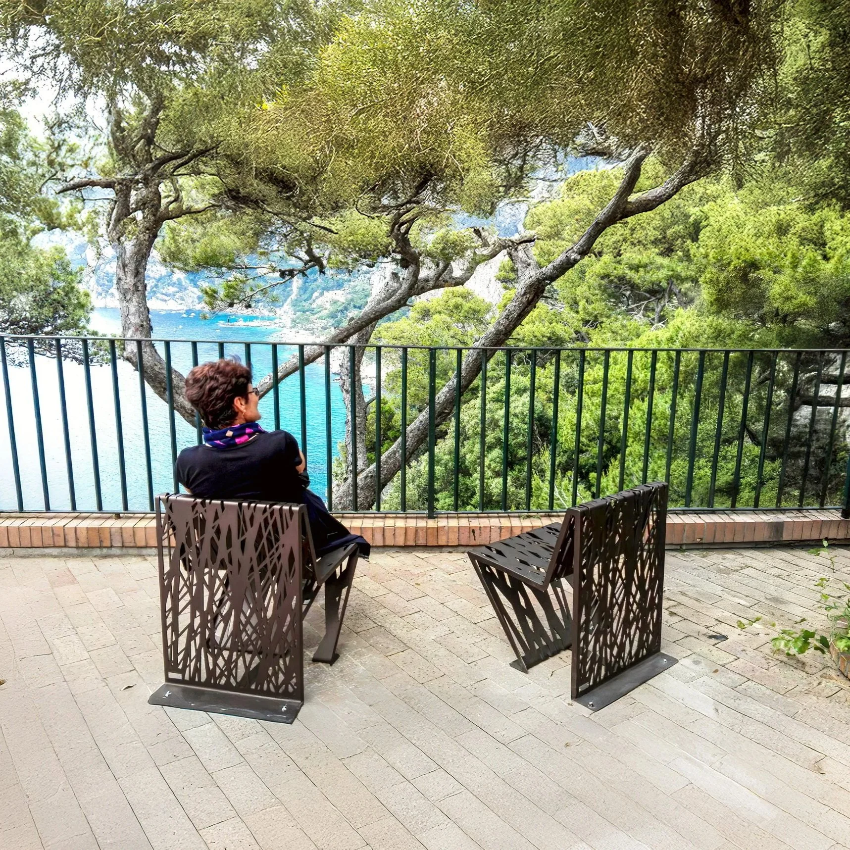 Crossed seat in Capri (Italy)