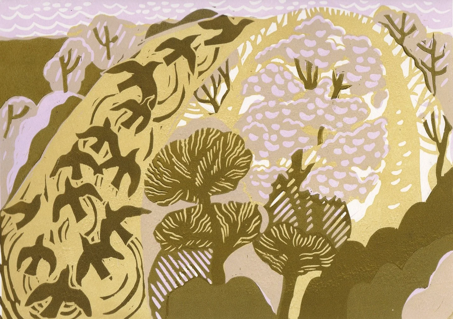 I thought of this print as I looked out of the kitchen window yesterday. Tree leaves mellow in the Autumn and birds  gathering. Last couple of these available in my shop.
I hope the sun lifts you up if you falter today 🍁

#lunanorthartist #devonarti