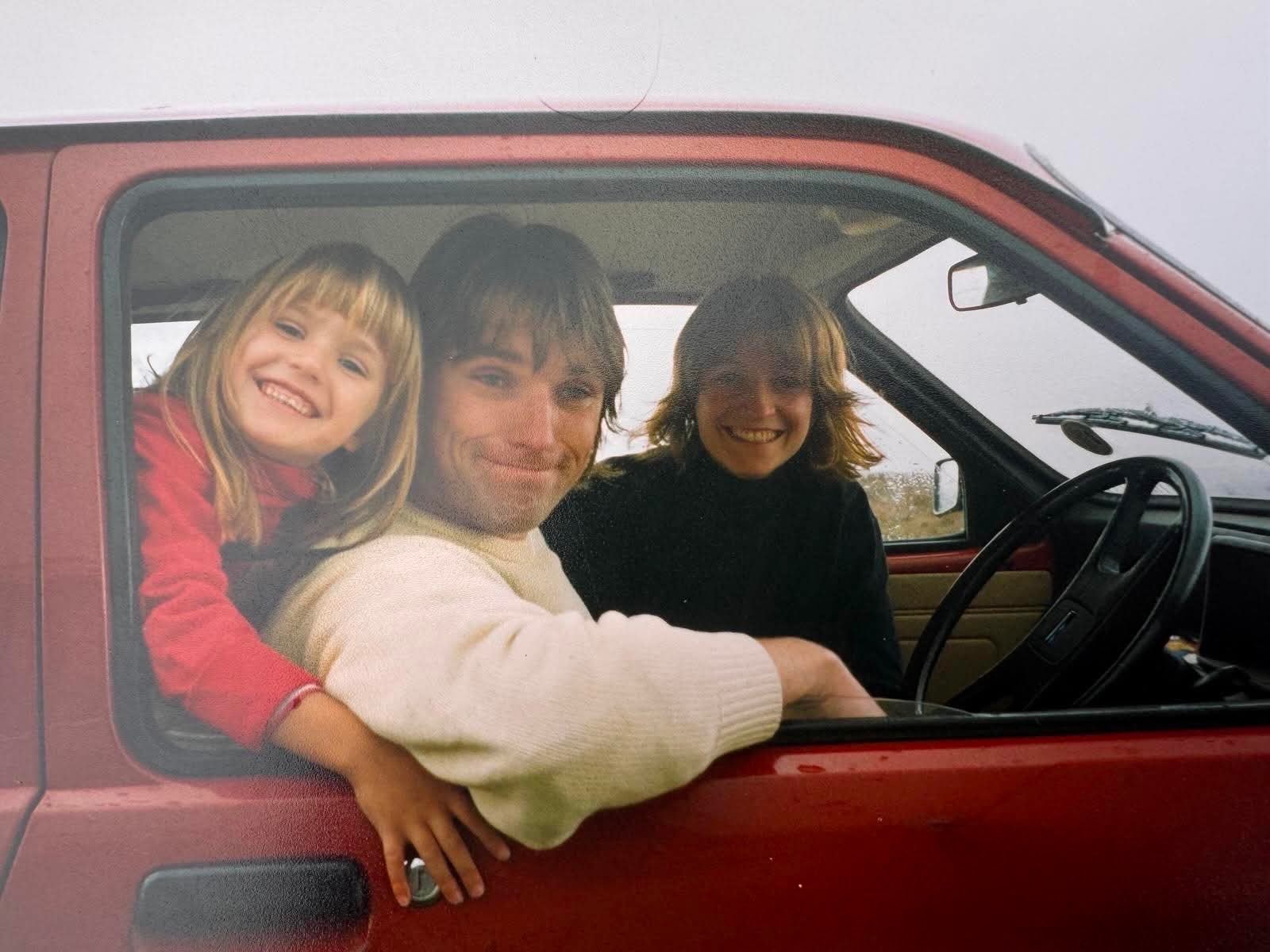 A friend sent me this photo of myself, Robin and Rachael, I was 26 years old! What&rsquo;s so magical is that we were of on a trip around Devon and Exmoor. We have been in love together and in love with the moors for so many years.
#lunanorthartist #