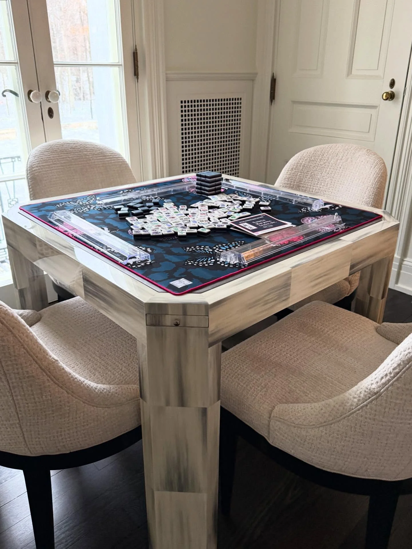 Speaking of what&rsquo;s trending, mahjong has been making a stylish comeback. Not just as a game, but as a major design moment. 

In one of our latest projects, @dawncookdesign &lsquo;s client is ahead of the trend by incorporating this beautifully 