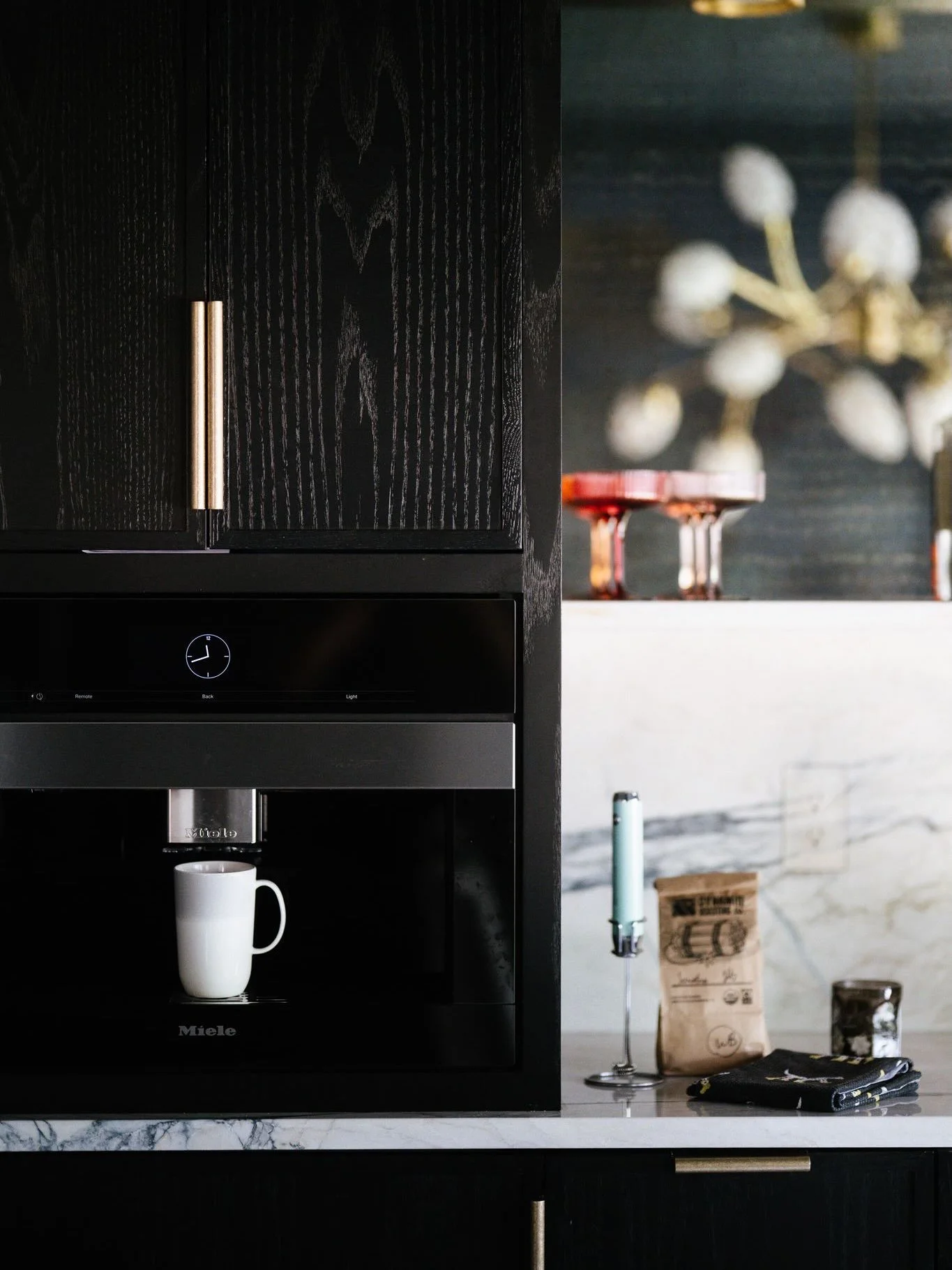 It&rsquo;s on us today! ☕️

Happy National Coffee Day from a few of our favorite coffee corners, designed to make your at-home barista era that much easier.