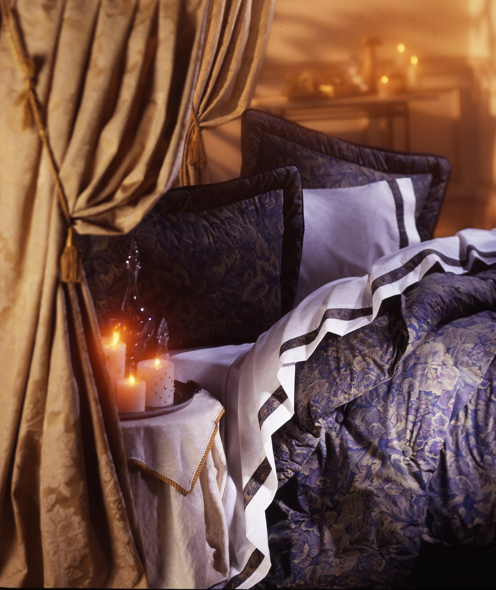 moodybed.jpeg