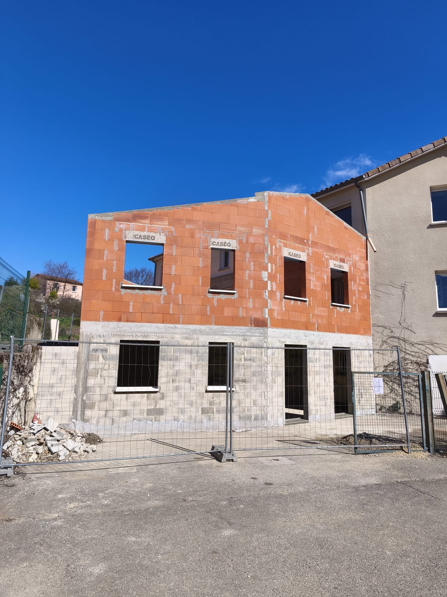 Extension pharmacie / Aouste S/sye (26400)