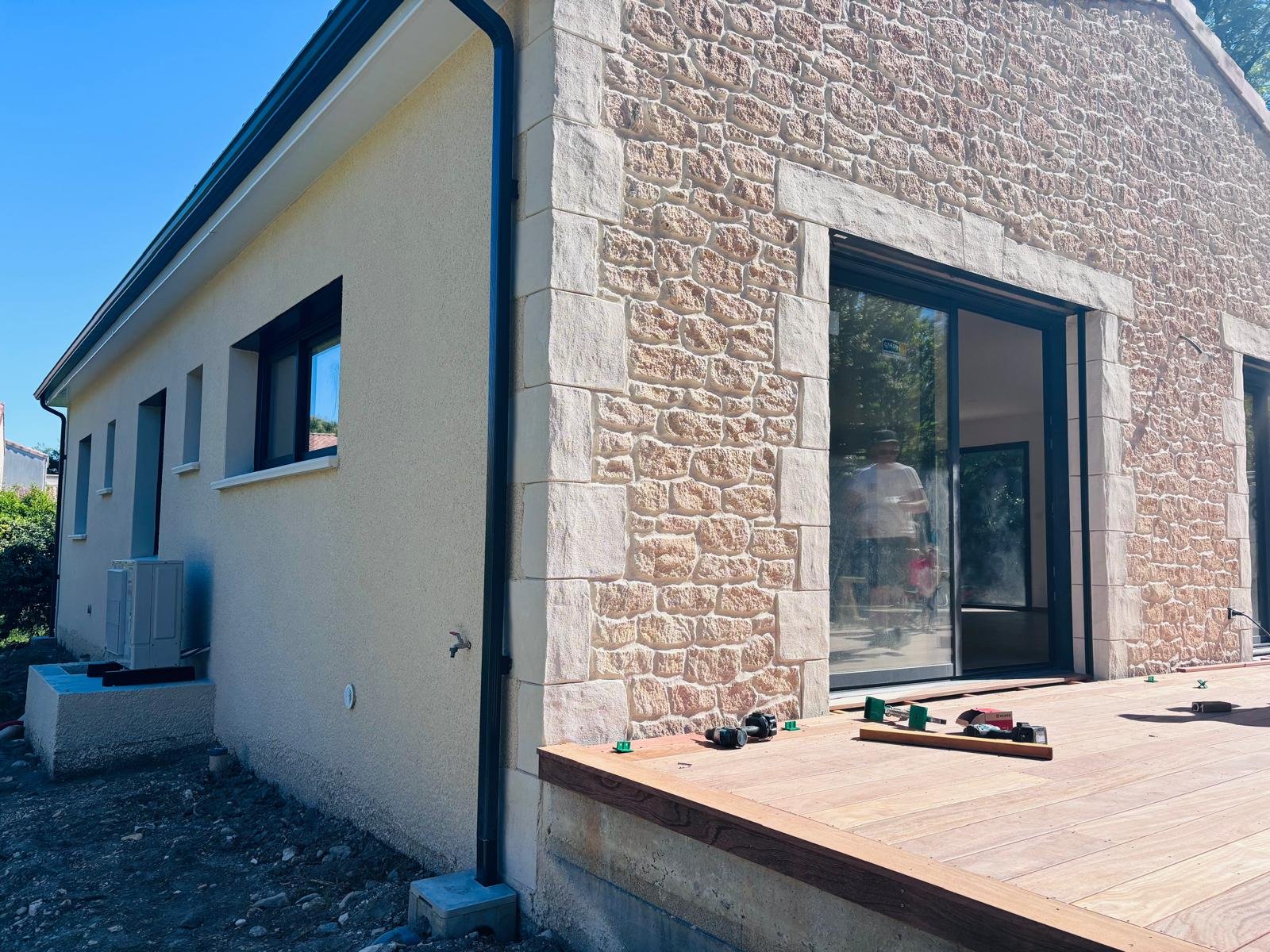 Construction / Cruas (07350)