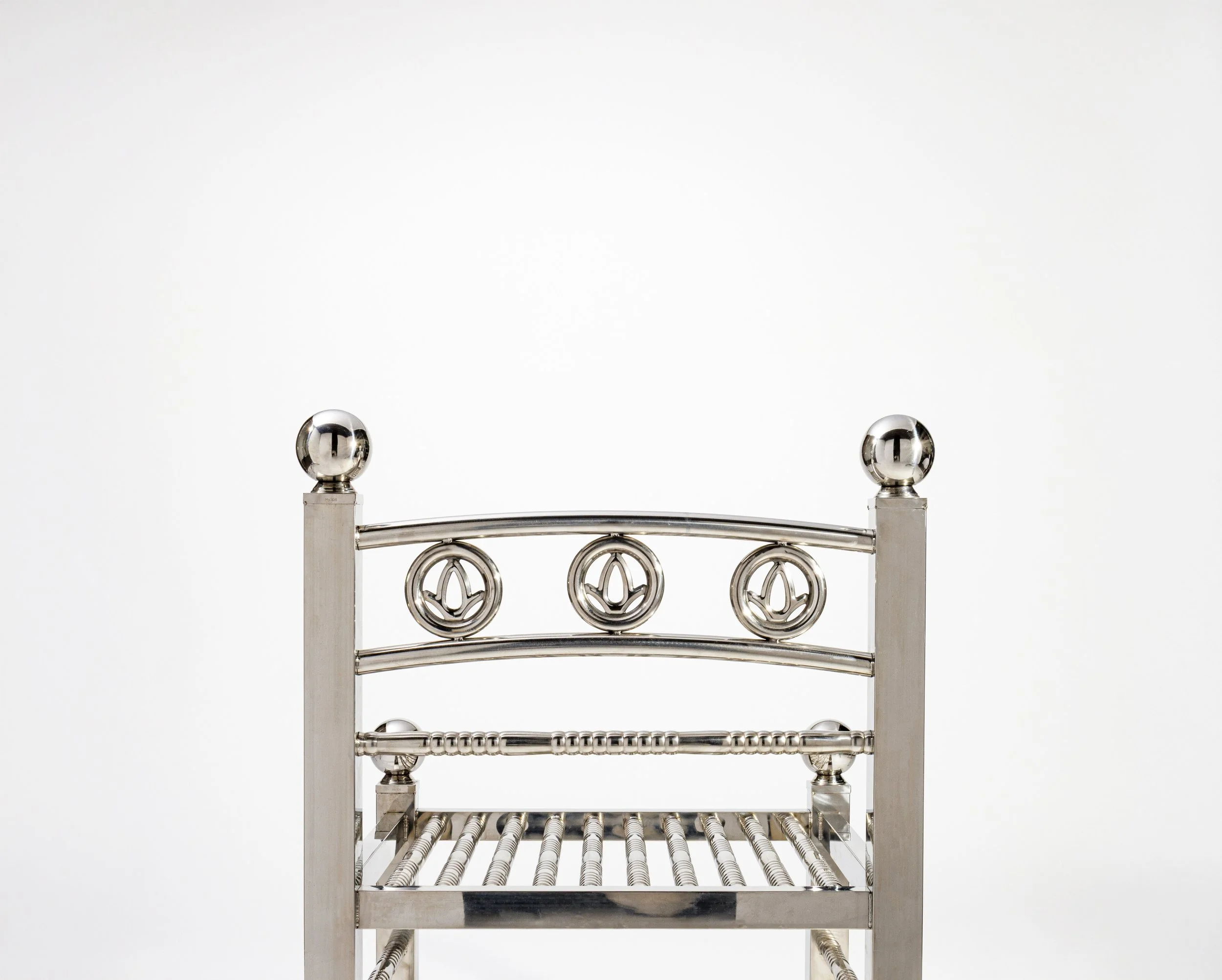 HANSEUNGMIN_WHITEPICKETCHAIR_STUDIO-014-Photo Credit Gene Han.jpg