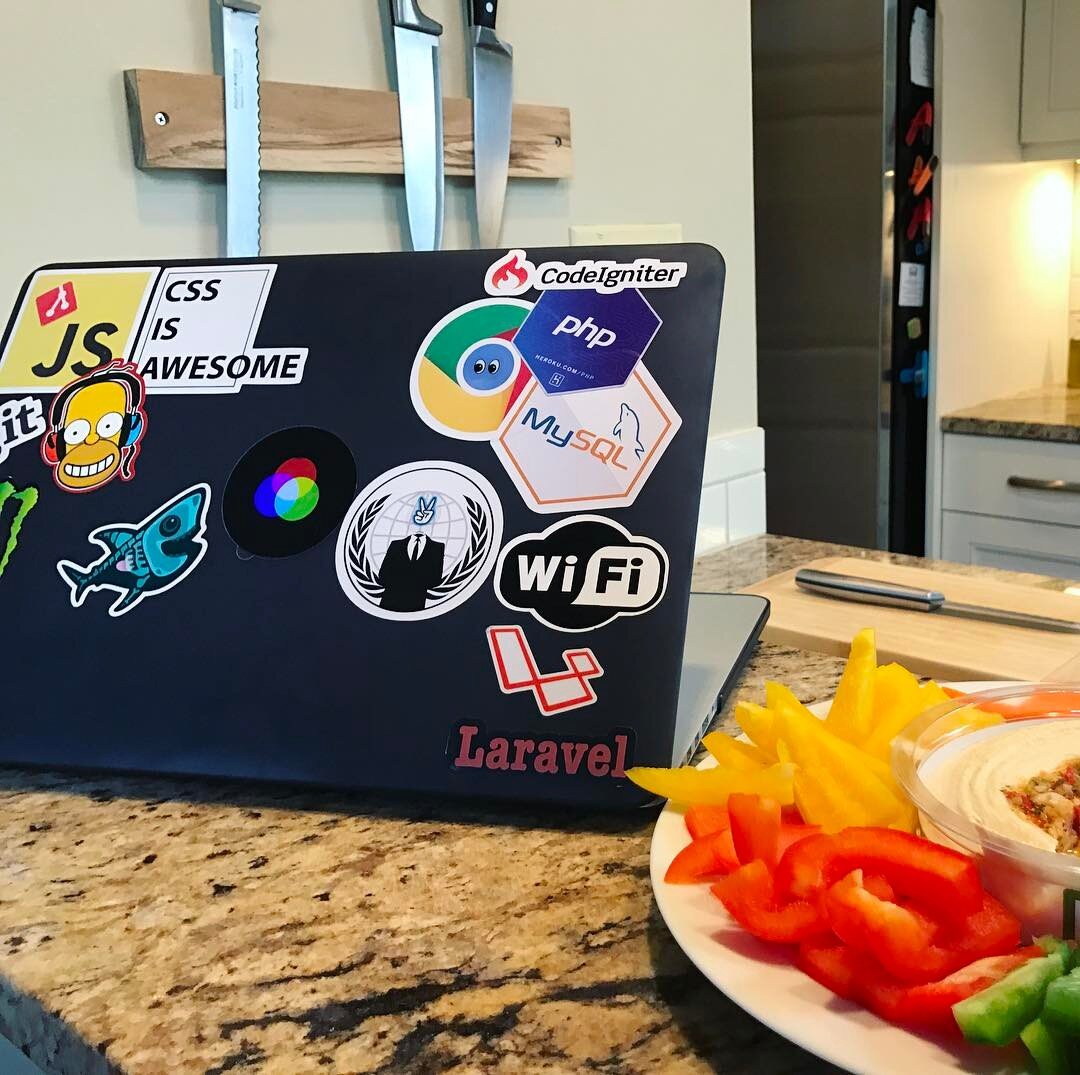 Healthy snacking today and dev stickers! Good quality stickers are difficult to find. For all of you Macbook fans our there, @tabtagram has the perfect dev sticker that goes over the apple logo, and it glows to whichever image you choose. I&rsquo;ve 