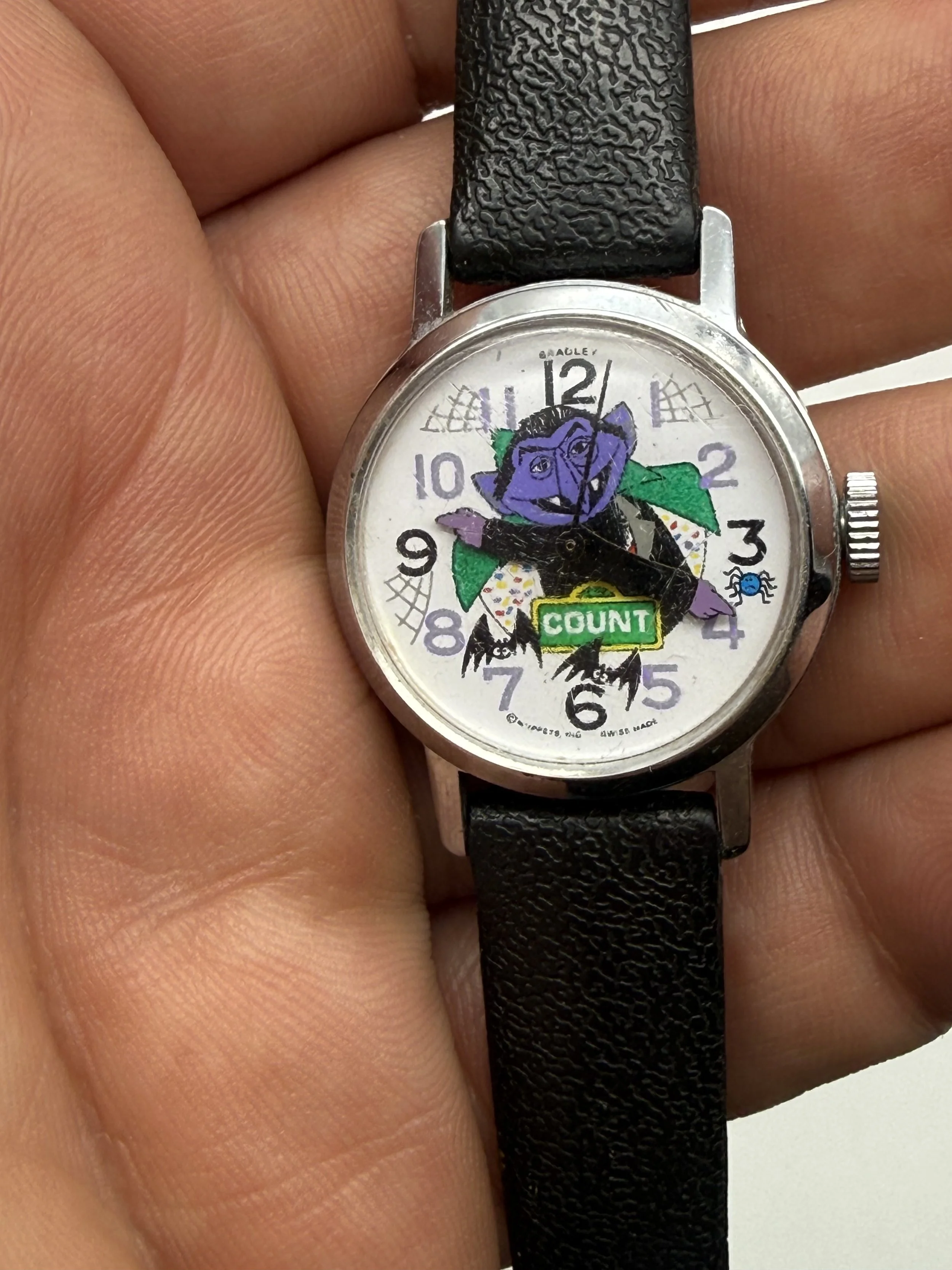 Close-up of the Count Von Count watch face