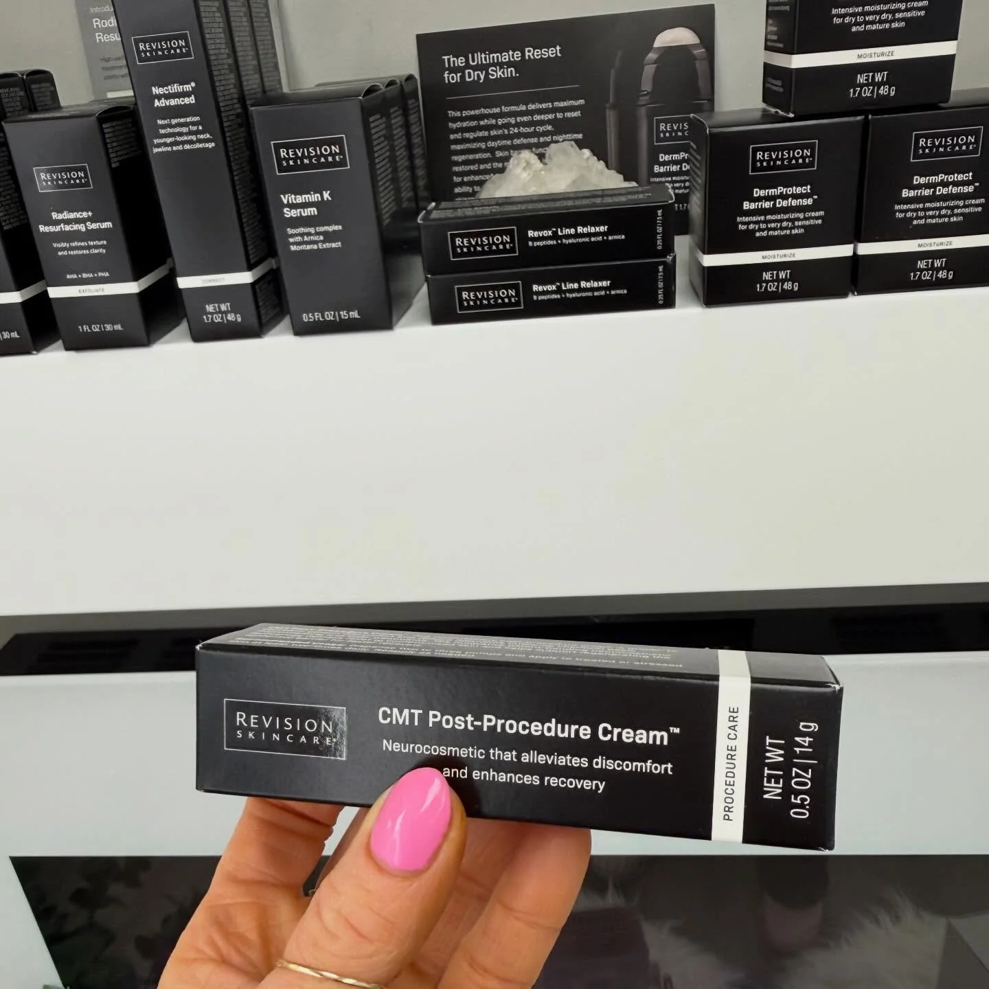 When your skin needs comfort after a treatment, this is the one I reach for. ✨

Revision Skincare CMT Post‑Procedure Cream is designed to calm, hydrate, and support the skin&rsquo;s natural healing process after treatments like microneedling, chemica