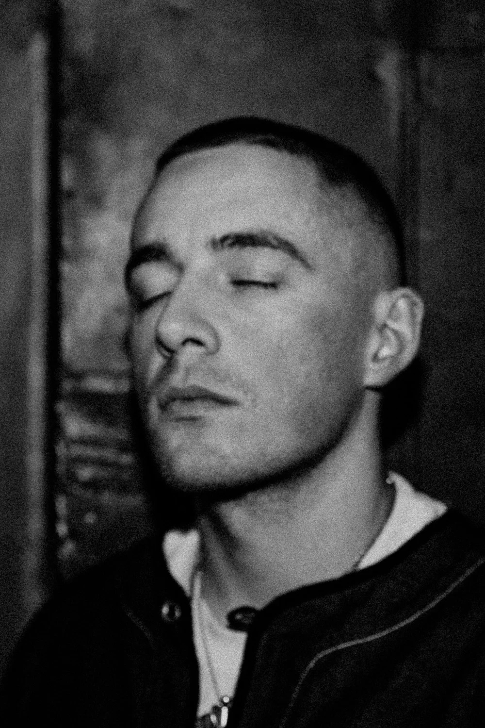 Dermot Kennedy Finds His Place in the World