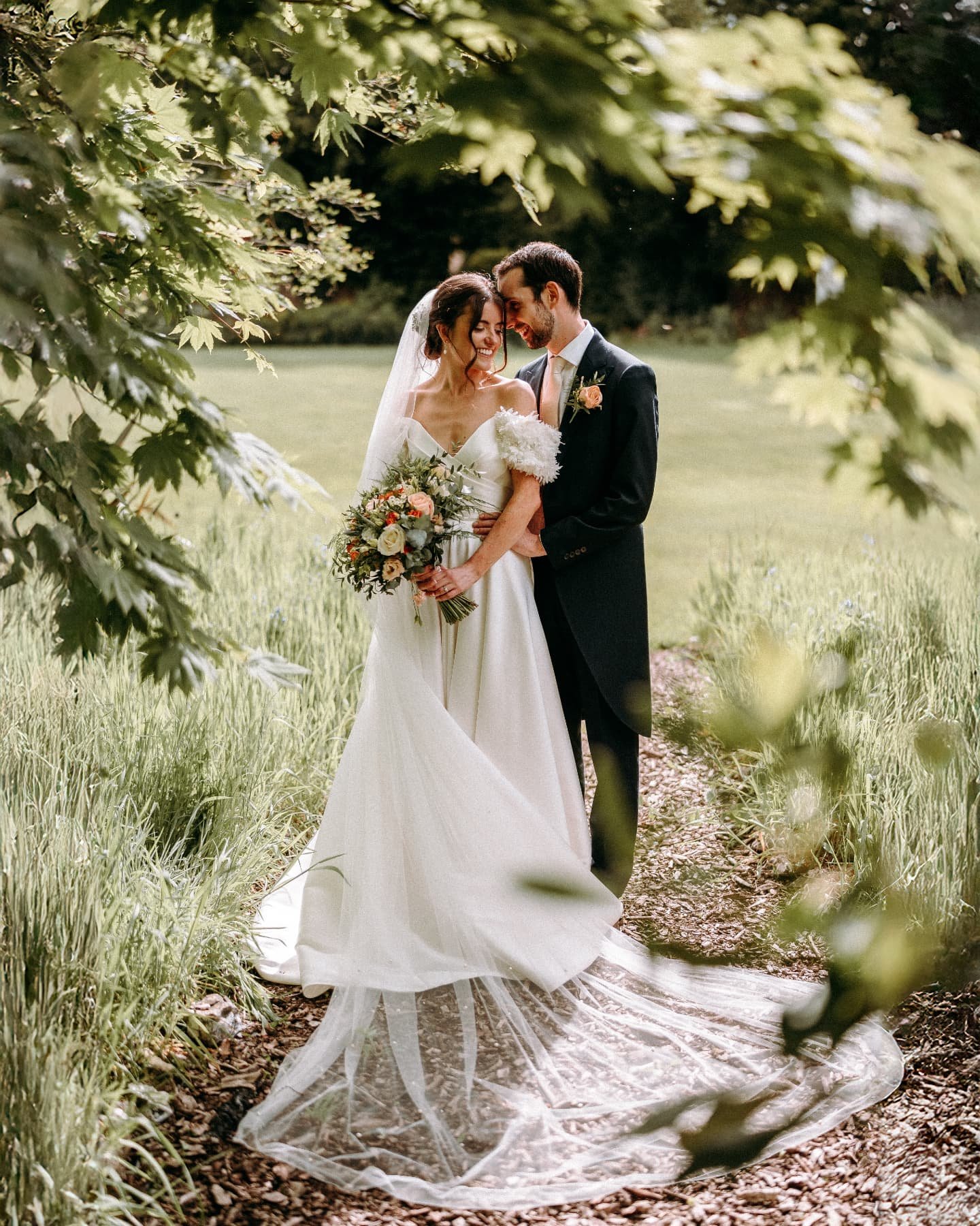 ✨ C &amp; B ✨

A match made in heaven at Wasing Park! Congratulations to this beautiful couple on this gorgeous day!