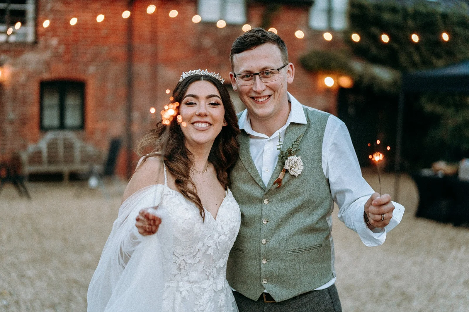 Jess & George_FirstLook-55.jpg