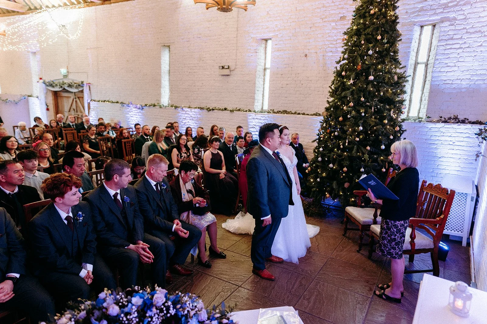 Joanne & Andrew_Preview-17.jpg