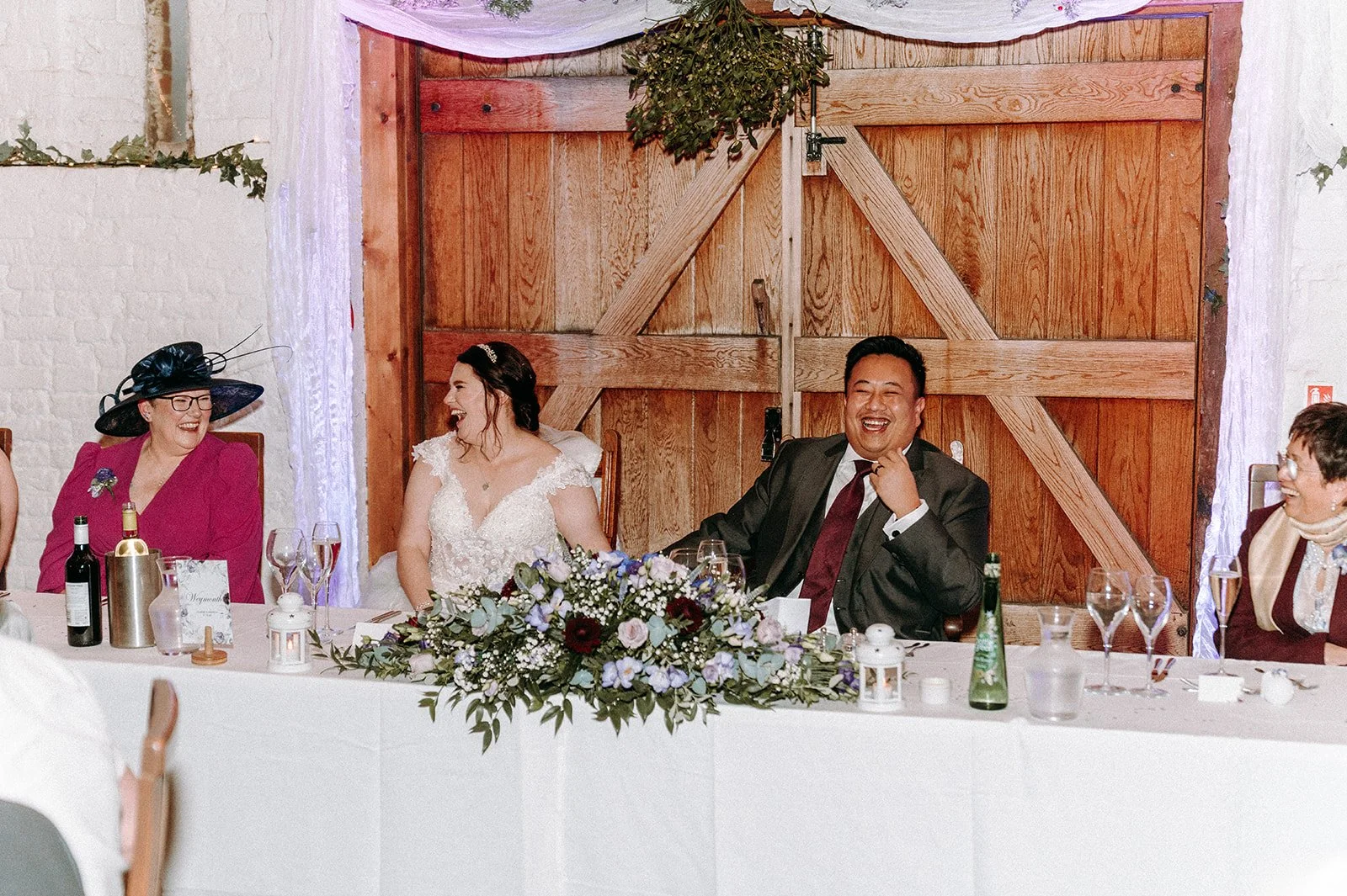 Joanne & Andrew_Preview-36.jpg