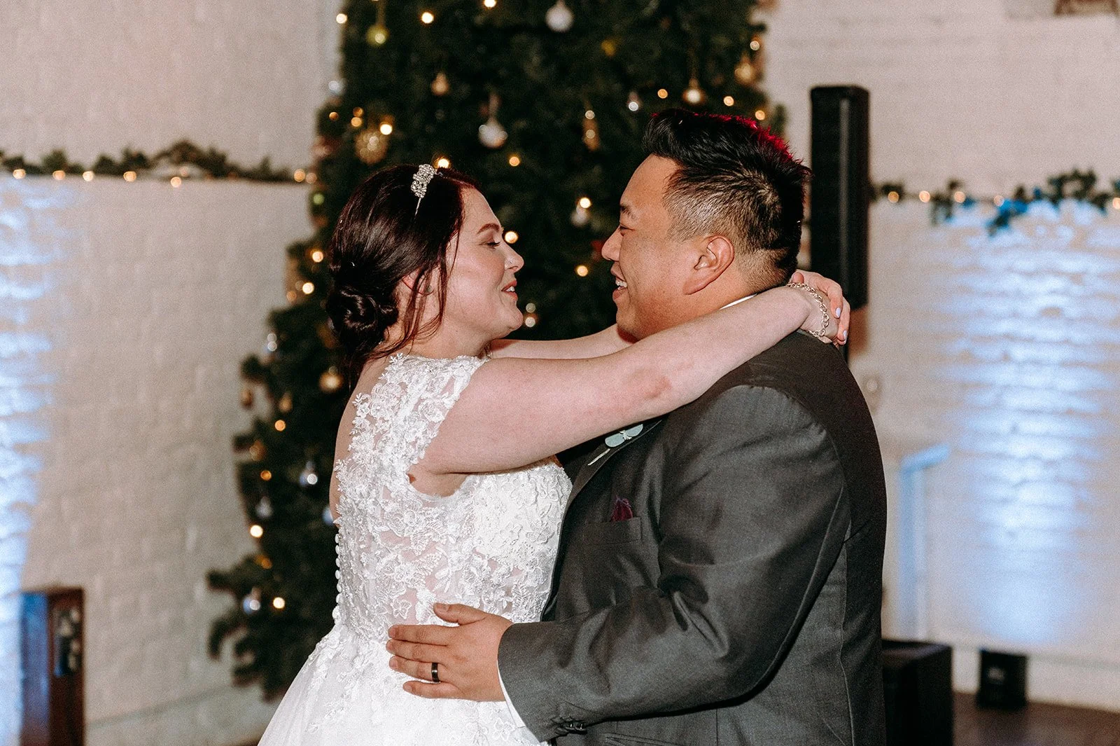 Joanne & Andrew_Preview-45.jpg