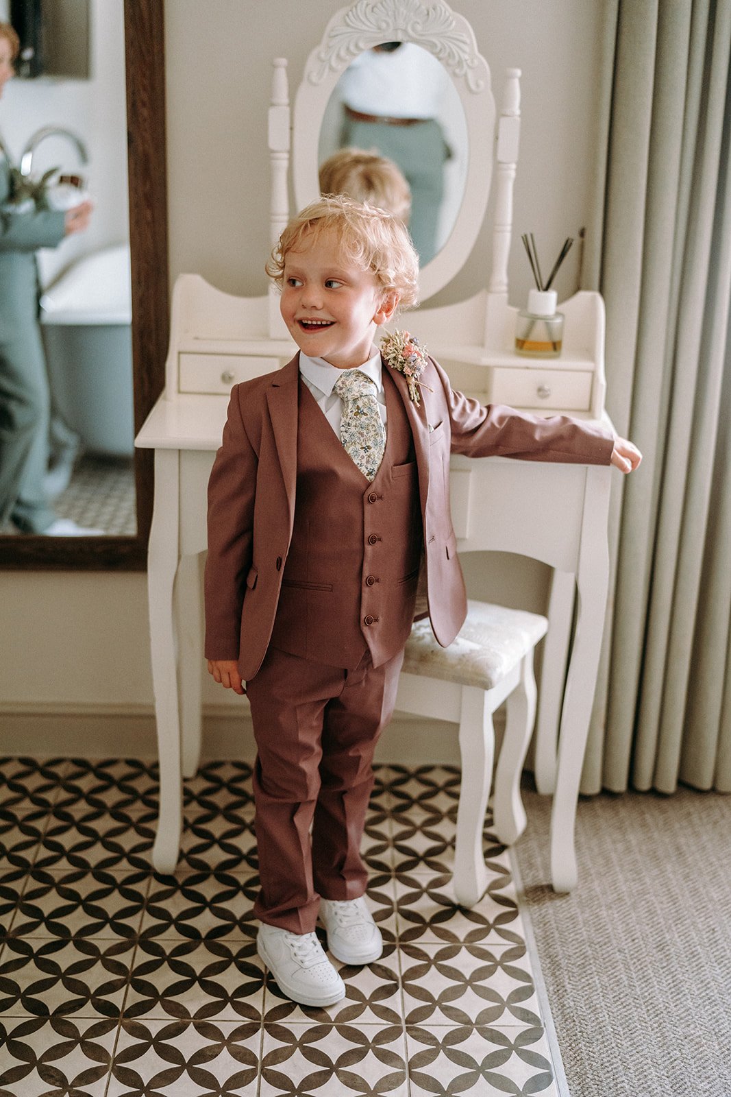 Christina & Luke - First Look-32.jpg