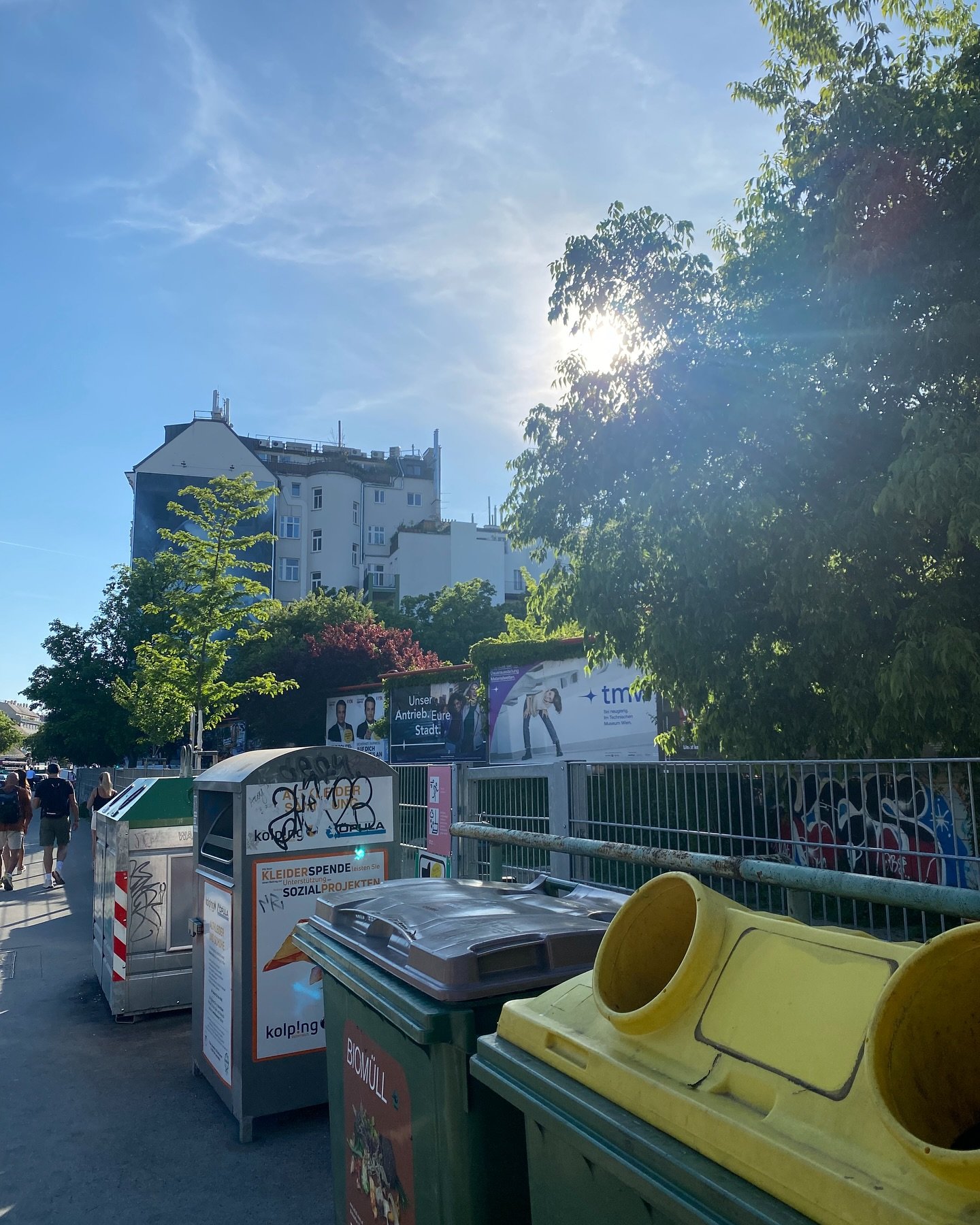 Can somebody crack my back?
#pinchmeplease .

I&rsquo;ve always dreamed of one day seeing myself on a poster as an actress. Now, years later, it happened&mdash;almost by chance&mdash;thanks to @amanyaemam 
I&rsquo;m truly grateful. She brought togeth