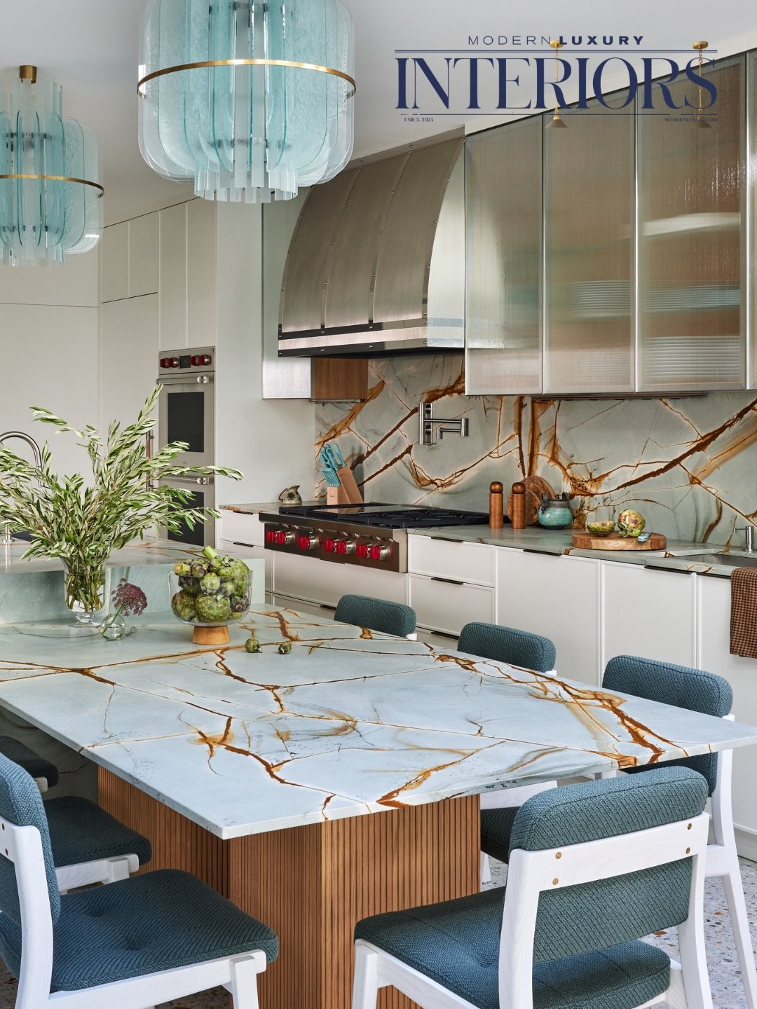 As featured in @modernluxuryinteriors 
Design by @jdkinteriors 

Designing within a classic NYC townhouse footprint always comes with its challenges.. long, narrow and not always forgiving.

What I love is how Jenny approached this home&rsquo;s desig