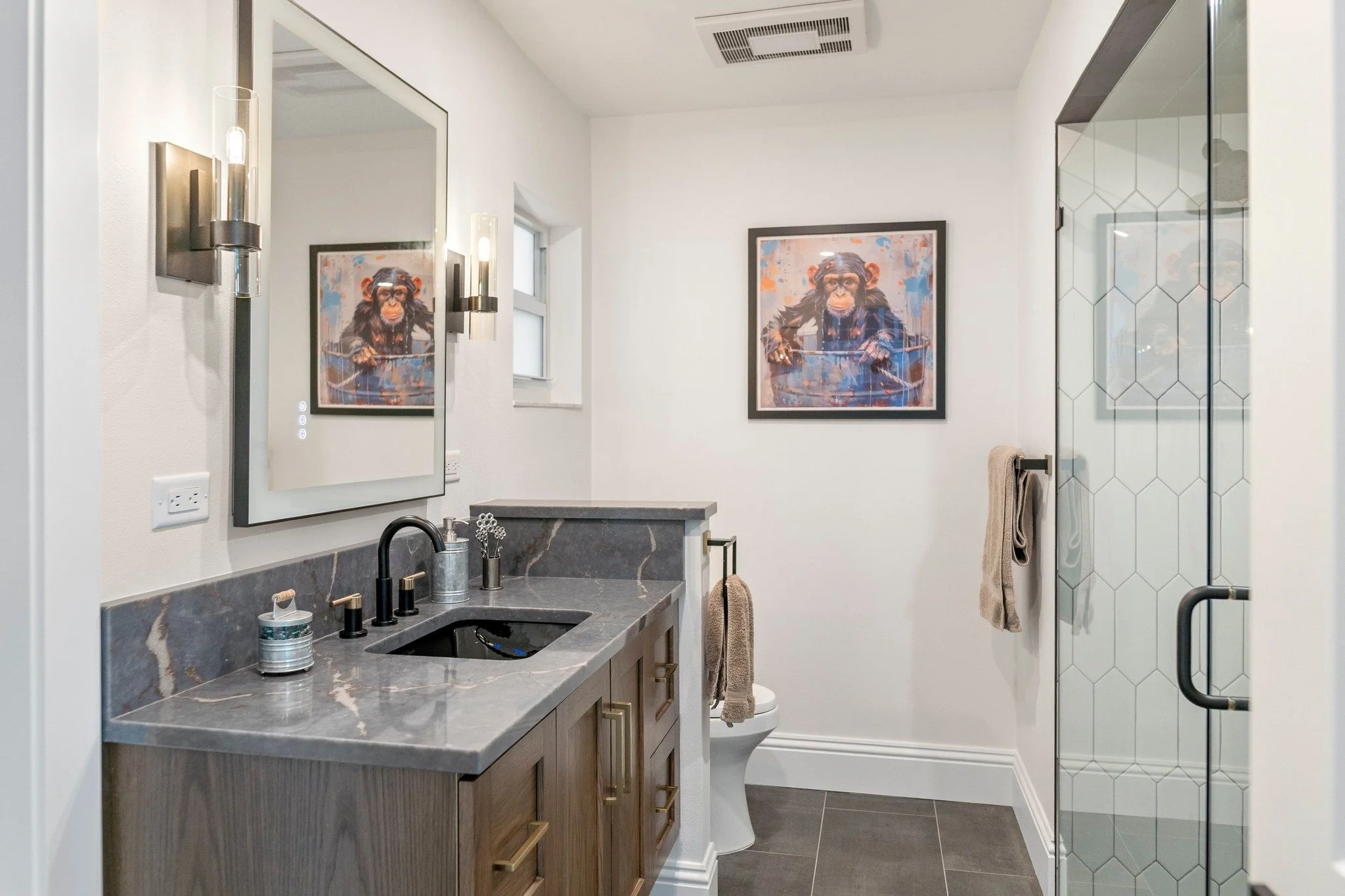 🚿 Ready to Refresh? Your Sarasota Bathroom Remodel Starts Here! 

Discover everything you need to know about Sarasota bathroom remodeling costs in our latest blog! Whether you're planning a small guest bathroom upgrade, a luxurious primary en suite 