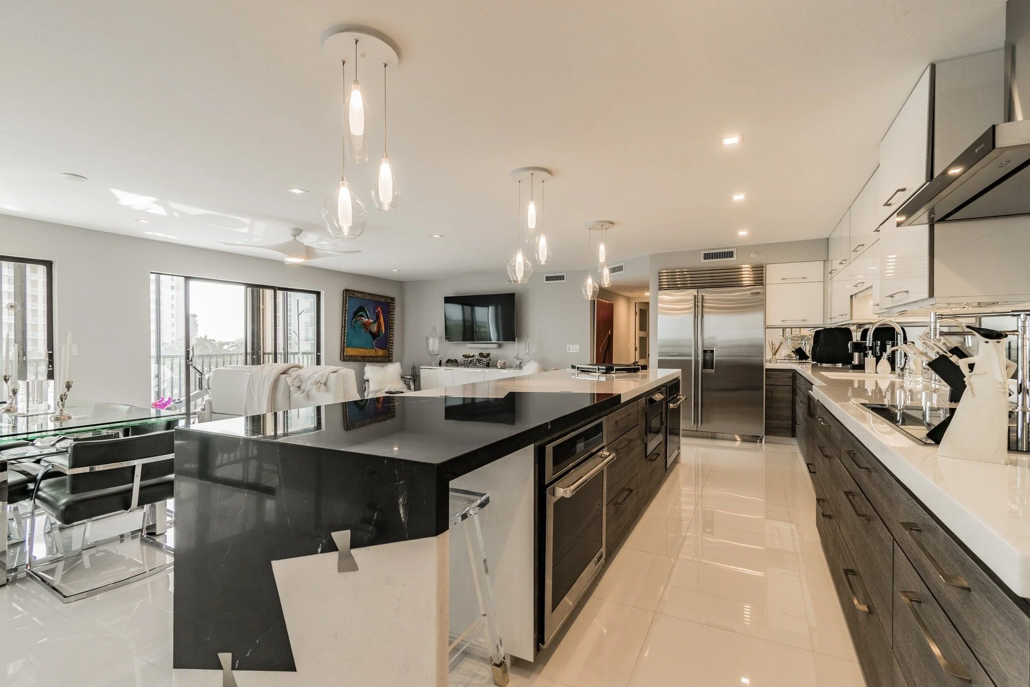 Planning a stunning Sarasota condo makeover in 2025? 🛠️✨ Here's what you need to know about renovation costs and what to expect before you begin. 
Our latest blog breaks it all down for you! 🛠️ 

From luxurious kitchen upgrades to modernizing your 