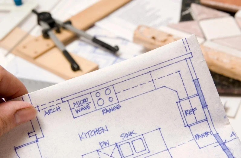 🏡 Thinking about your next move in Sarasota County?

Whether you're dreaming of a custom home, eyeing the market, or ready to transform the home you already love, we've got the insights you need to decide what's right for you.

✅ Pros &amp; cons of 