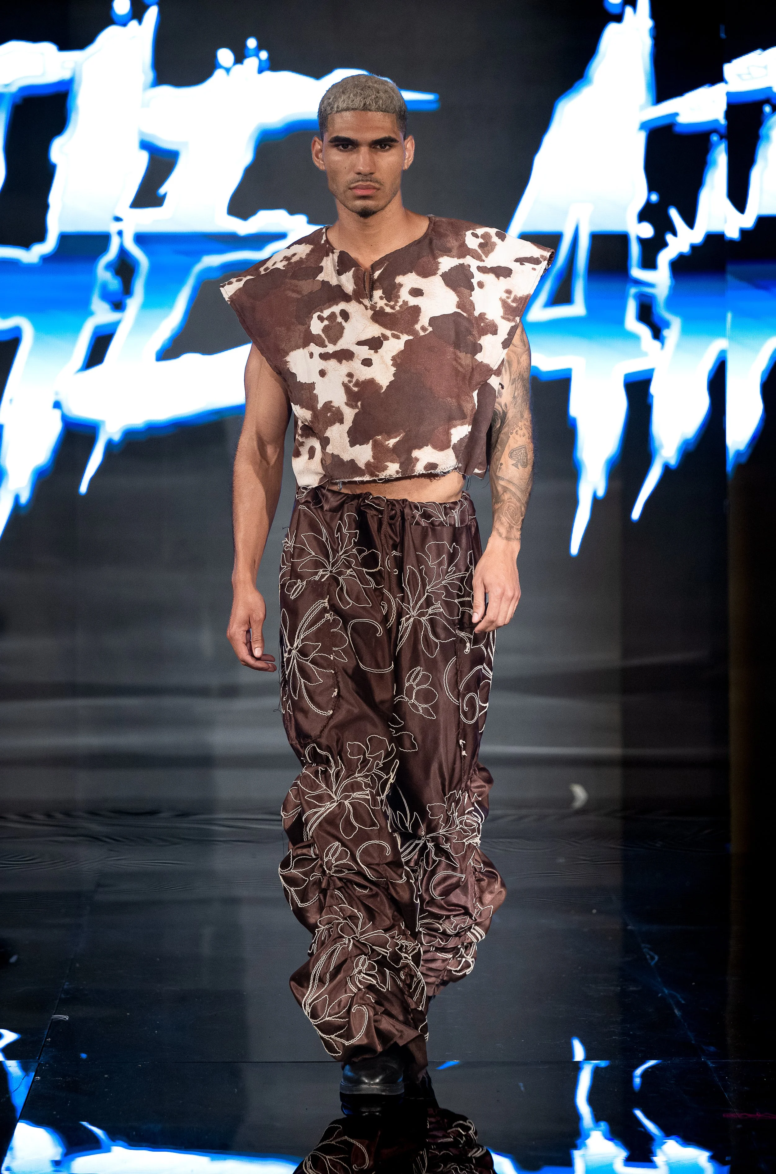 NEW YORK, NEW YORK - SEPTEMBER 10: A model walks the runway at the LRE' The Artist show during New York Fashion Week Powered By Art Hearts Fashion at The Angel Orensanz Foundation on September 10, 2026 in New York City. (Photo by Mark Gunter/Getty Im