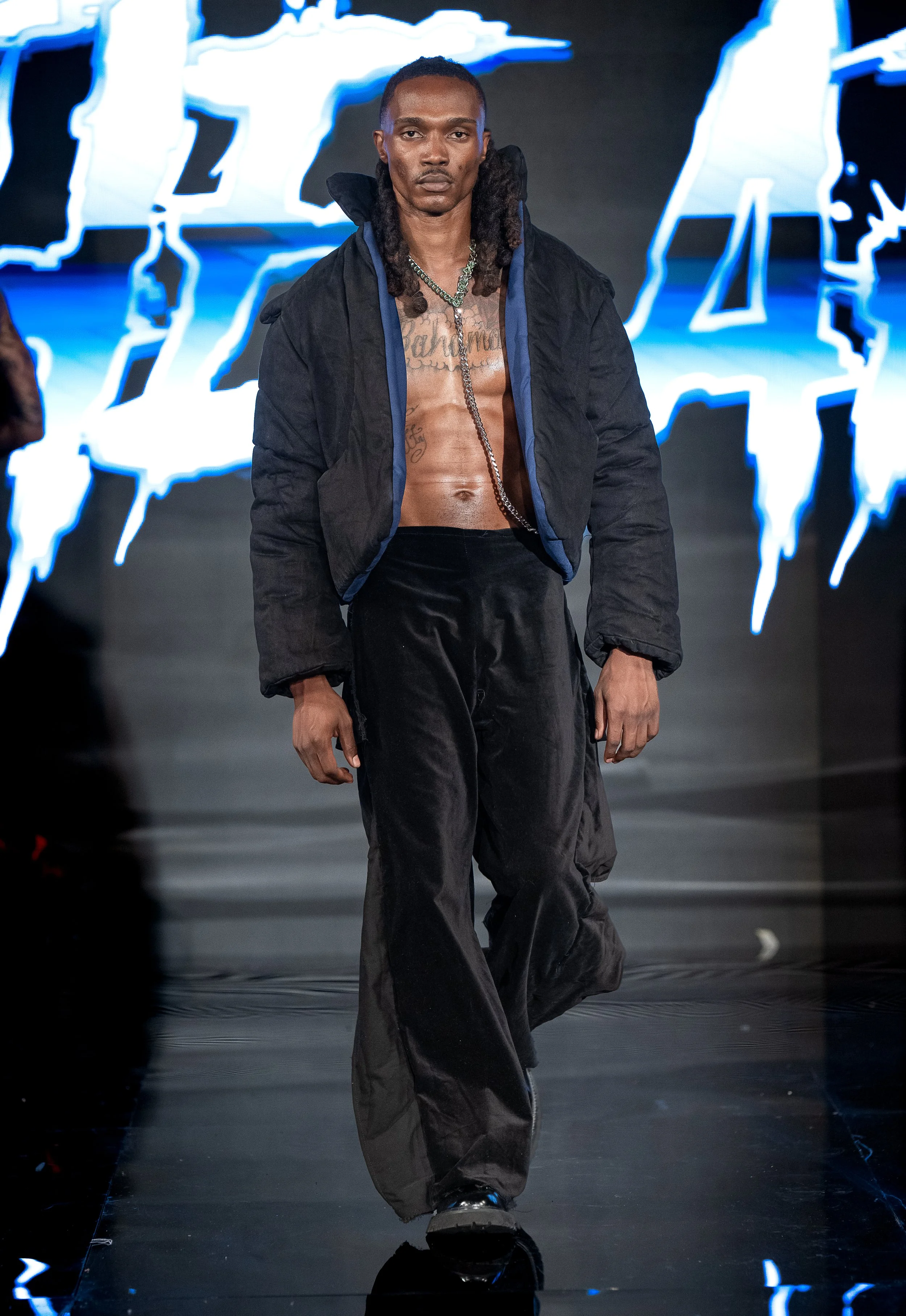 NEW YORK, NEW YORK - SEPTEMBER 10: A model walks the runway at the LRE' The Artist show during New York Fashion Week Powered By Art Hearts Fashion at The Angel Orensanz Foundation on September 10, 2026 in New York City. (Photo by Mark Gunter/Getty Im