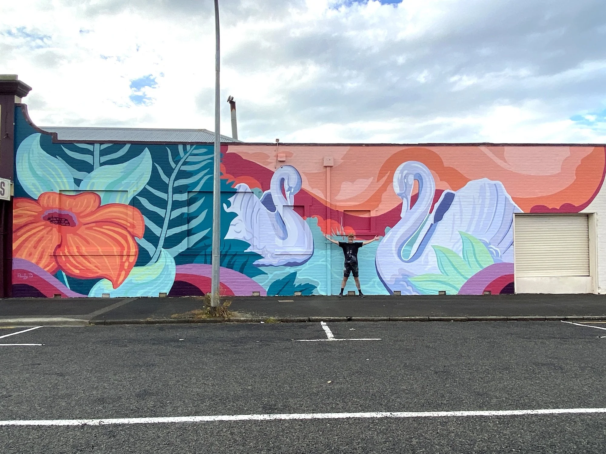 Pauly B Paeroa wide with artist.jpeg