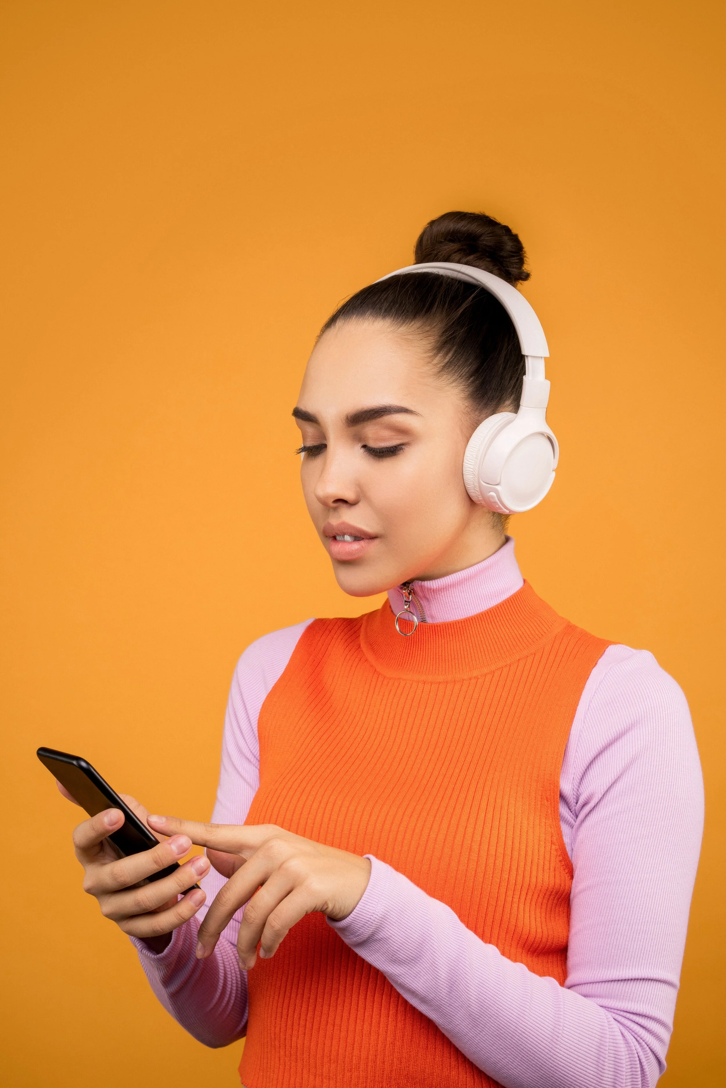 pexels-sound-on-3756862.jpg