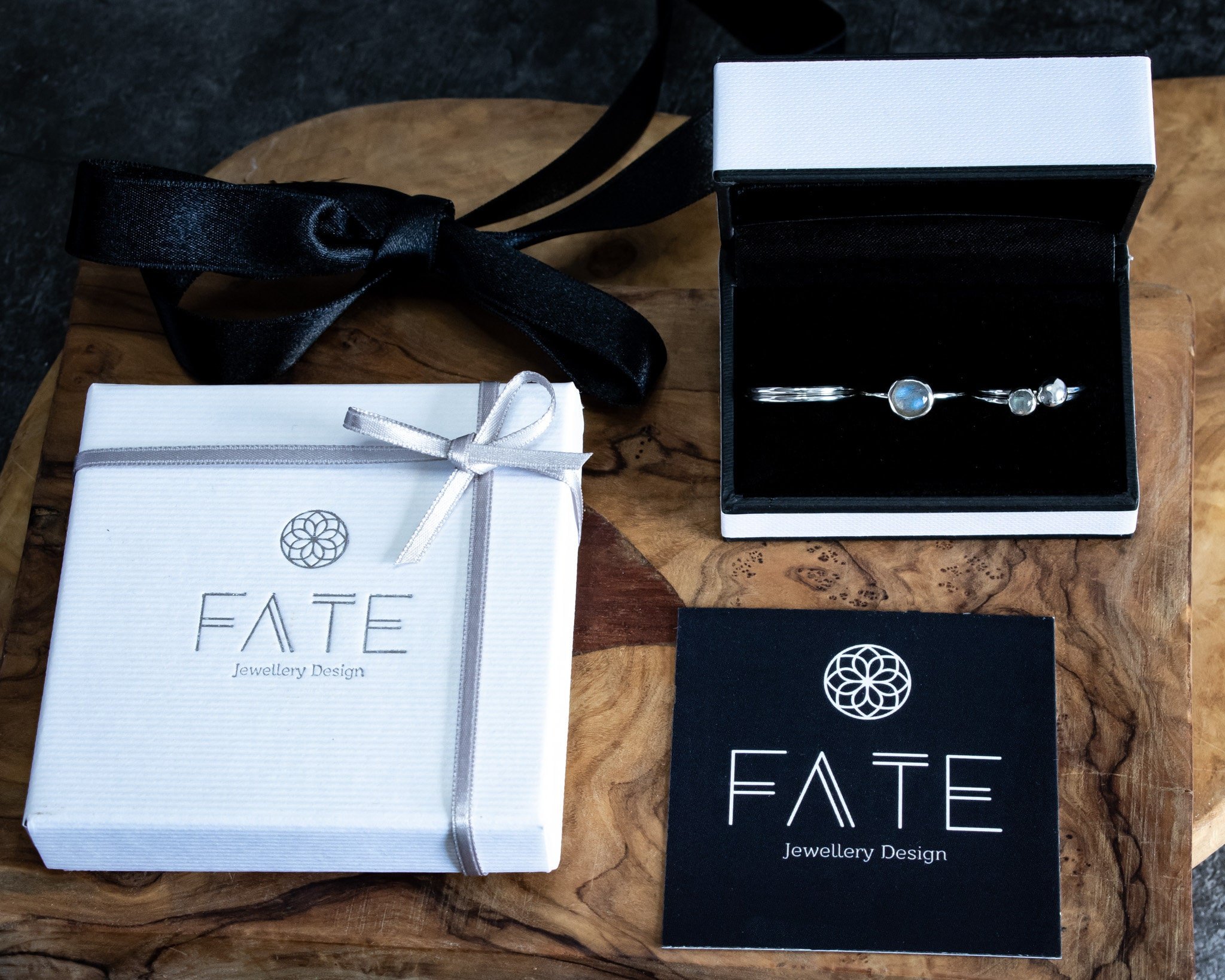 https://i.etsystatic.com/17521427/r/il/548c5a/4935045790/il_fullxfull.4935045790_d45f.jpg