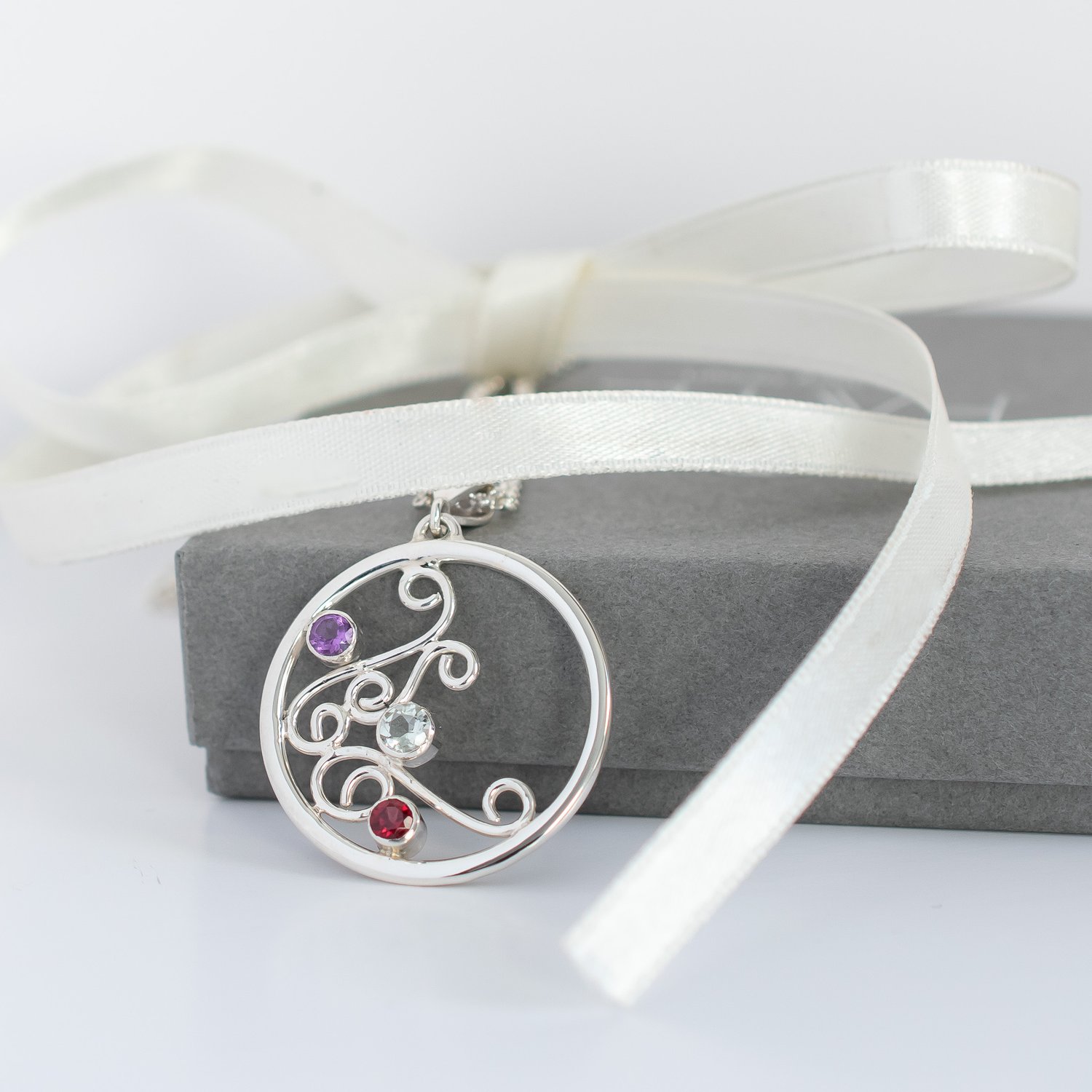 Amethyst-Circle-Necklace-Birthstone-Mothers-Gift.jpg
