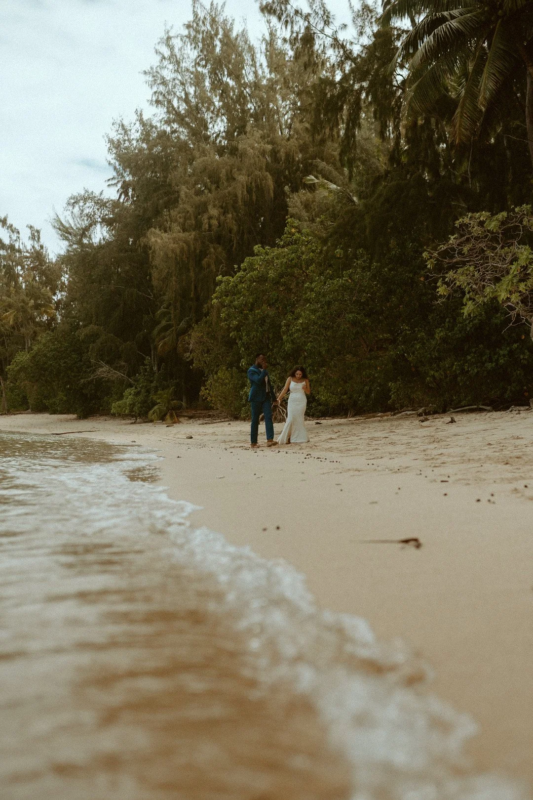 Jungle Elopement in Oahu_Emilee Setting _oahu32_low.jpg