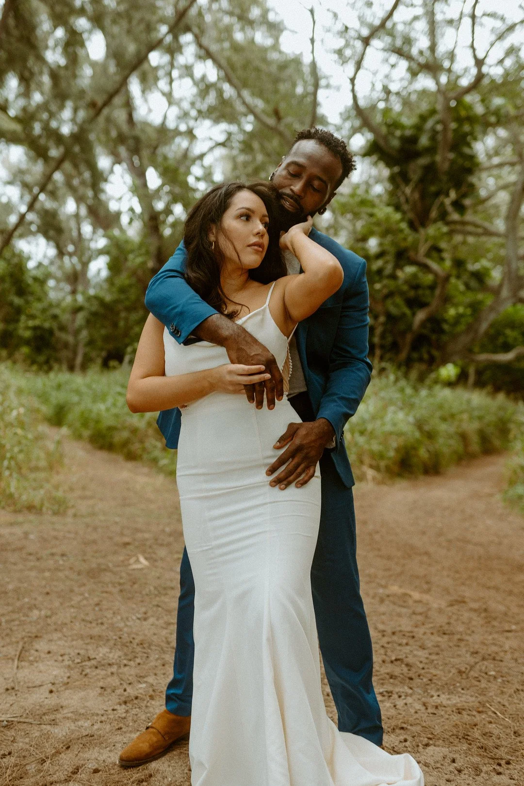 Jungle Elopement in Oahu_Emilee Setting _oahu6_low.jpg