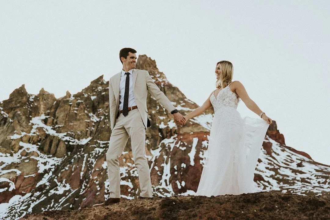 Styled Elopement at Broken Top Glacial Lake_Emilee Setting _No Name Lake Bend Elopement Emilee Setting Photo32_low.jpg
