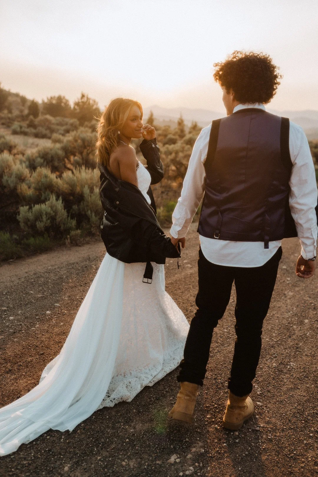 Motorcycle Elopement at the Painted Hills_Emilee Setting _danielle and lance47_low.jpg