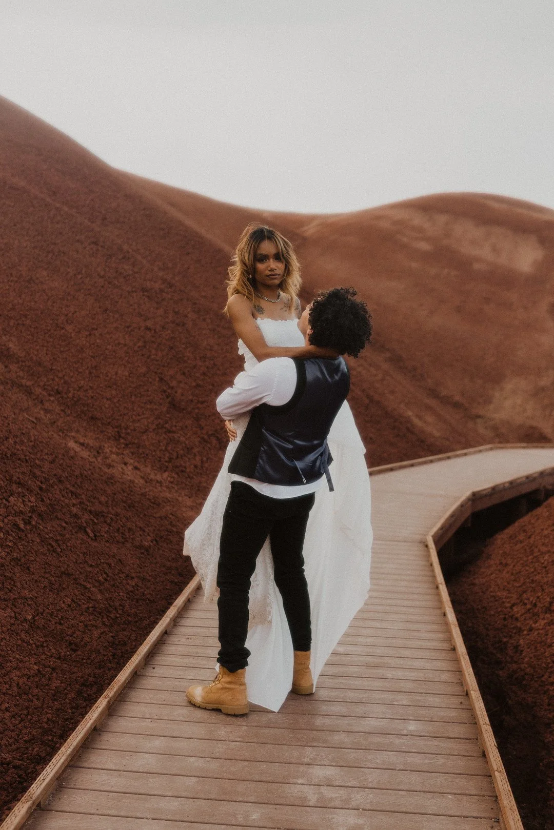 Motorcycle Elopement at the Painted Hills_Emilee Setting _danielle and lance114_low.jpg