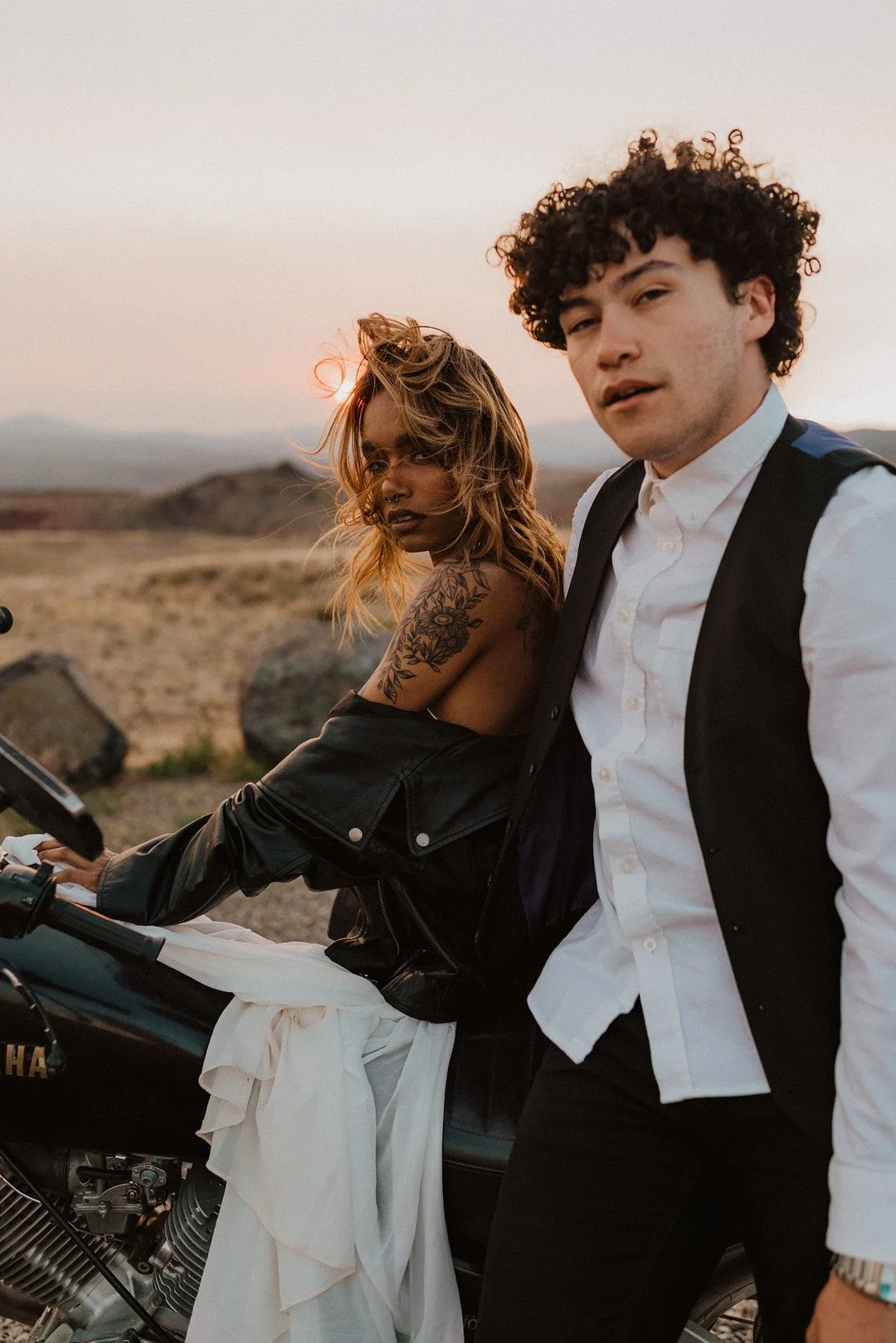 Motorcycle Elopement at the Painted Hills_Emilee Setting _danielle and lance198_low.jpg