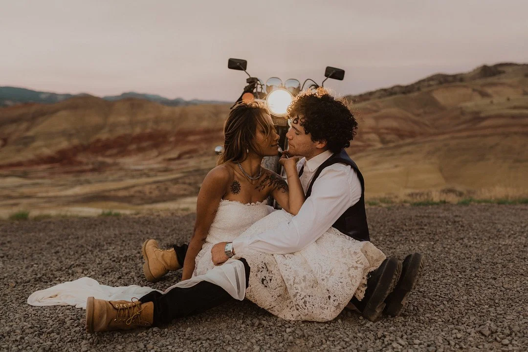 Motorcycle Elopement at the Painted Hills_Emilee Setting _danielle and lance428_low.jpg