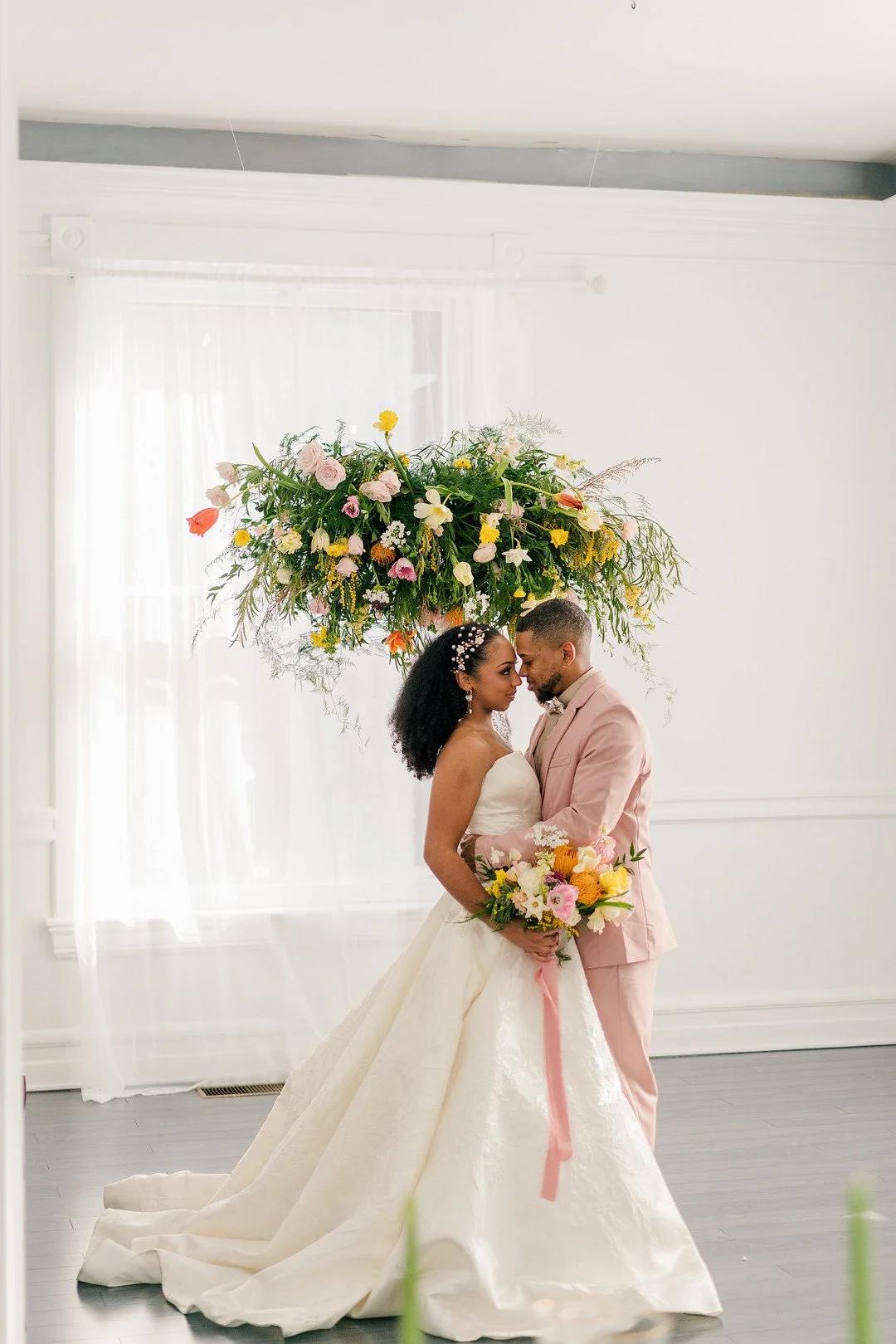 Perfect Peach Spring Soiree with Period Architecture and Hanging Florals_Photography by Jo LLC_staunton-studio-wedding-374_low.jpg