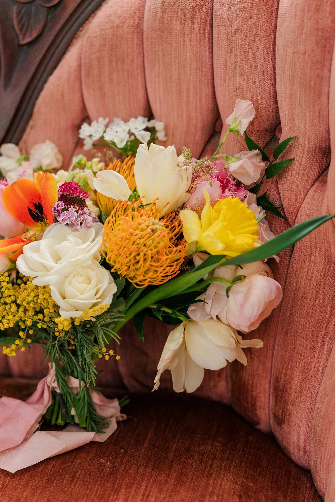 Perfect Peach Spring Soiree with Period Architecture and Hanging Florals_Photography by Jo LLC_staunton-studio-wedding-shoot-154_low.jpg