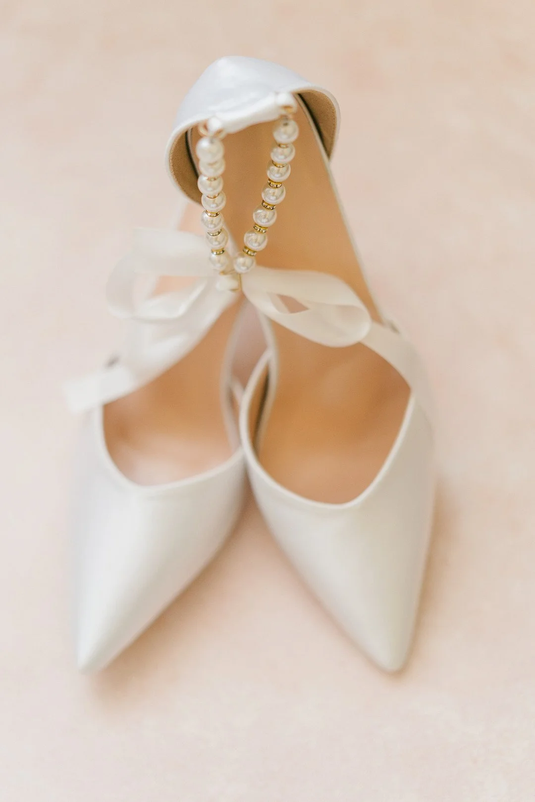 Perfect Peach Spring Soiree with Period Architecture and Hanging Florals_Photography by Jo LLC_virginia-wedding-photographer-184_low.jpg