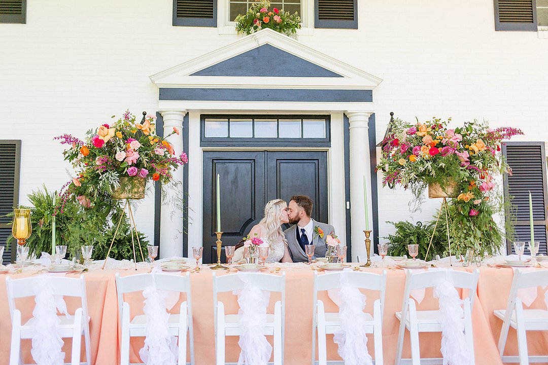 Colorful Estate Wedding_Katelyn Workman Photography_westvirginiavirginiaweddingphotographerkatelynworkman-116_low.jpg