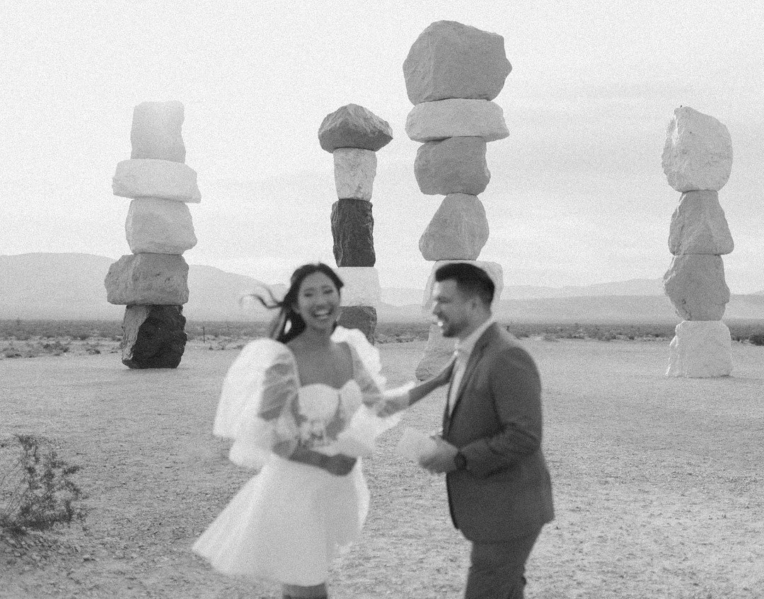 Pastels & Pinkbox Elopement In Seven Magic Mountains_Hotzel Photography_mojave-colorshoot-107_low.jpg