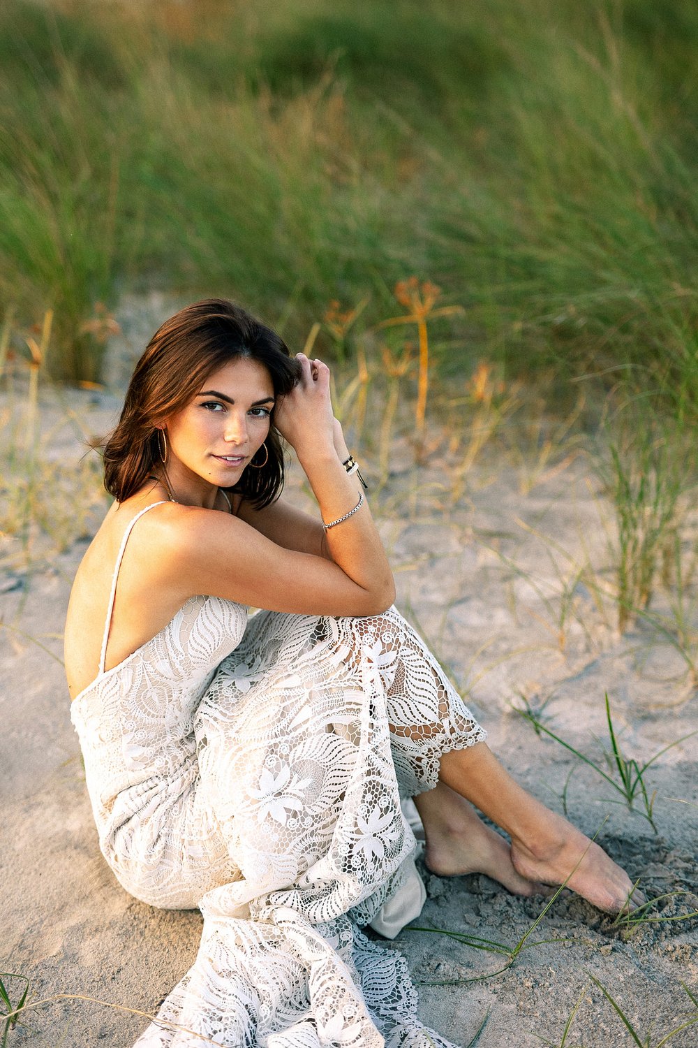 A beachy bridal moment_Carly Terry Photography_AW BRIDAL-0415_low.jpg