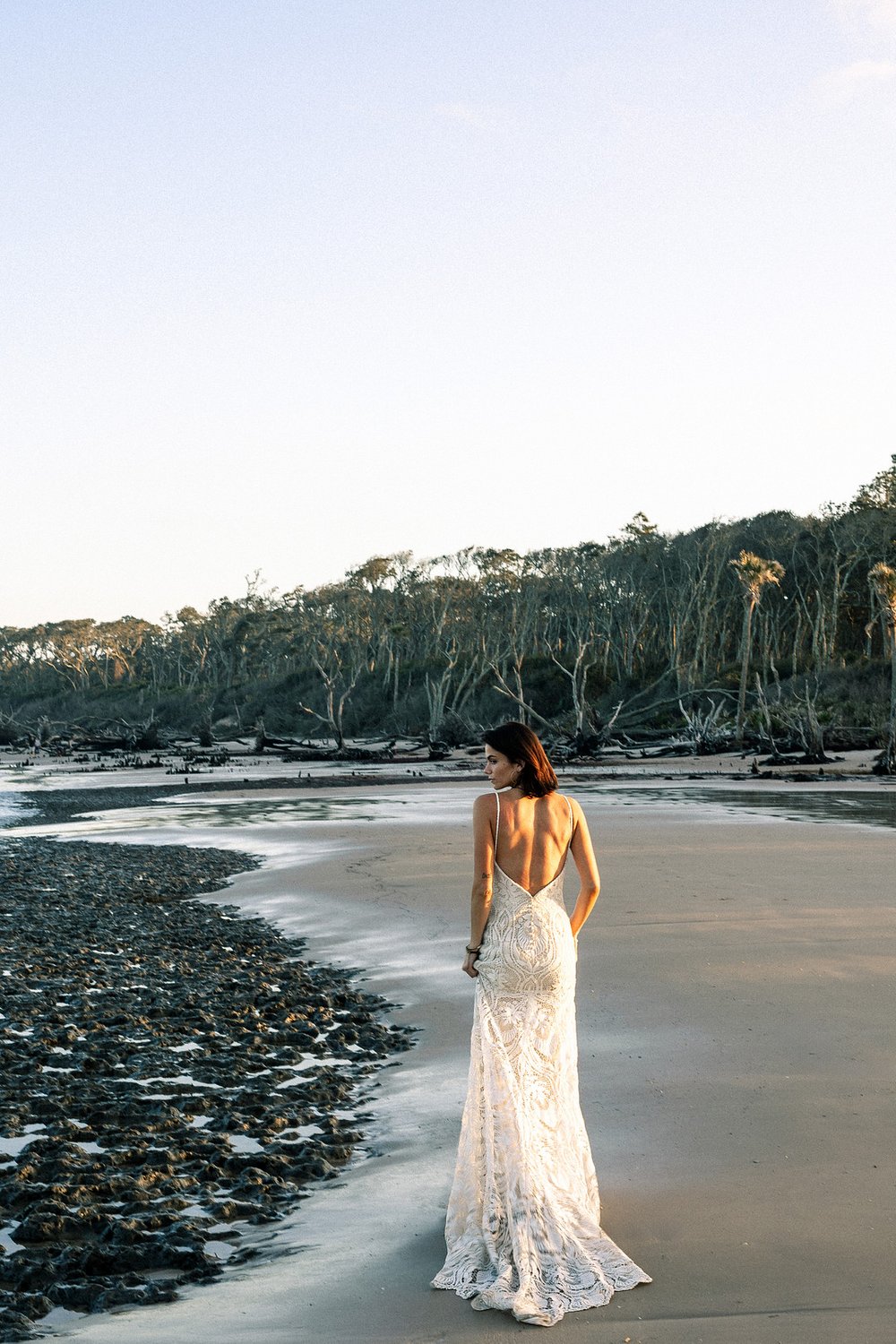 A beachy bridal moment_Carly Terry Photography_AW BRIDAL-0627_low.jpg
