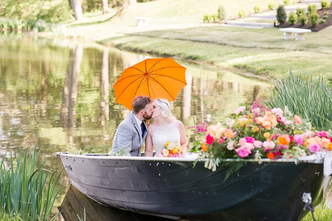 Colorful Estate Wedding_Katelyn Workman Photography_westvirginiavirginiaweddingphotographerkatelynworkman-196_low.jpg